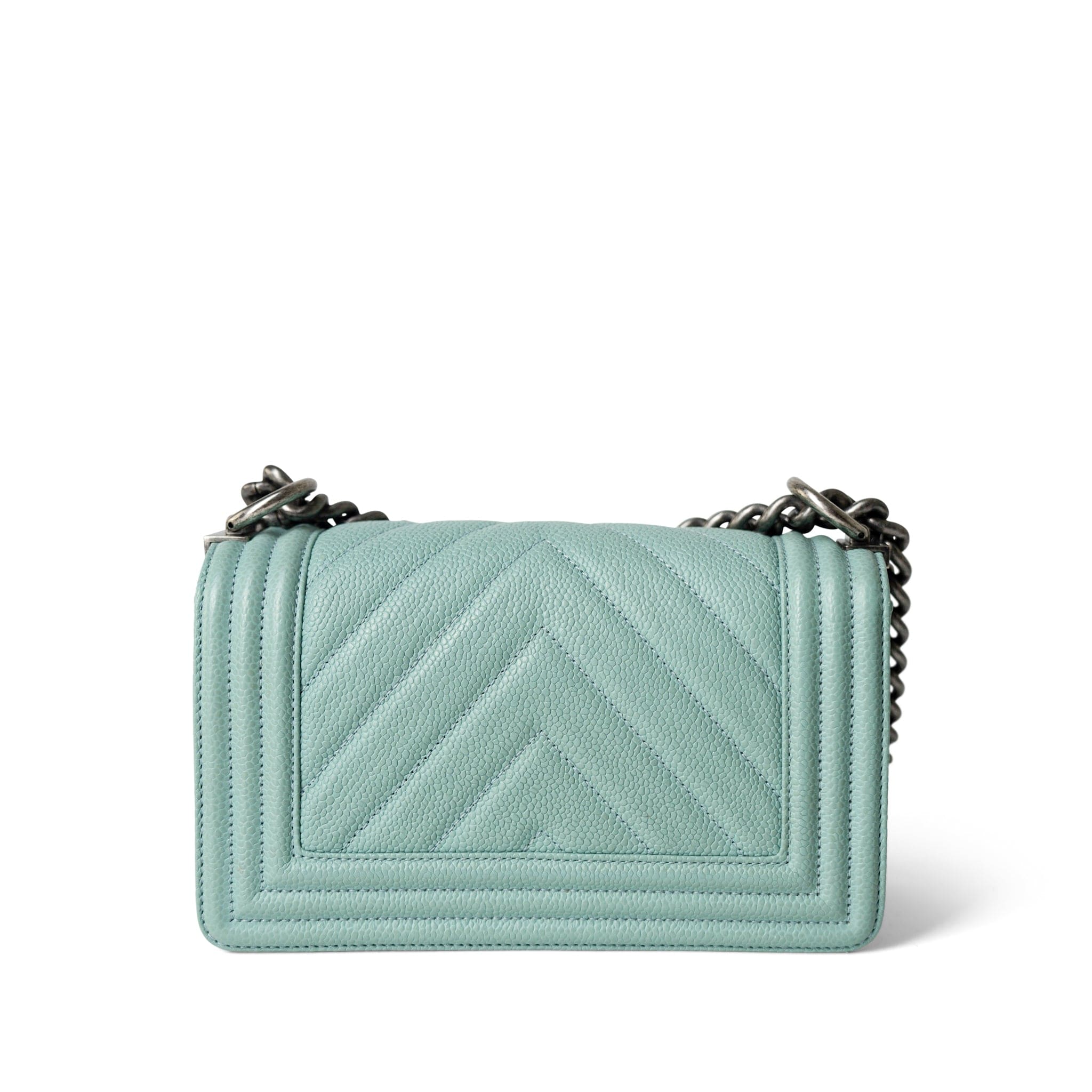 CHANEL Handbag Boy / Green 20C Tiffany Blue Caviar Chevron Small Boy Bag Ruthenium Hardware -Knockoff
