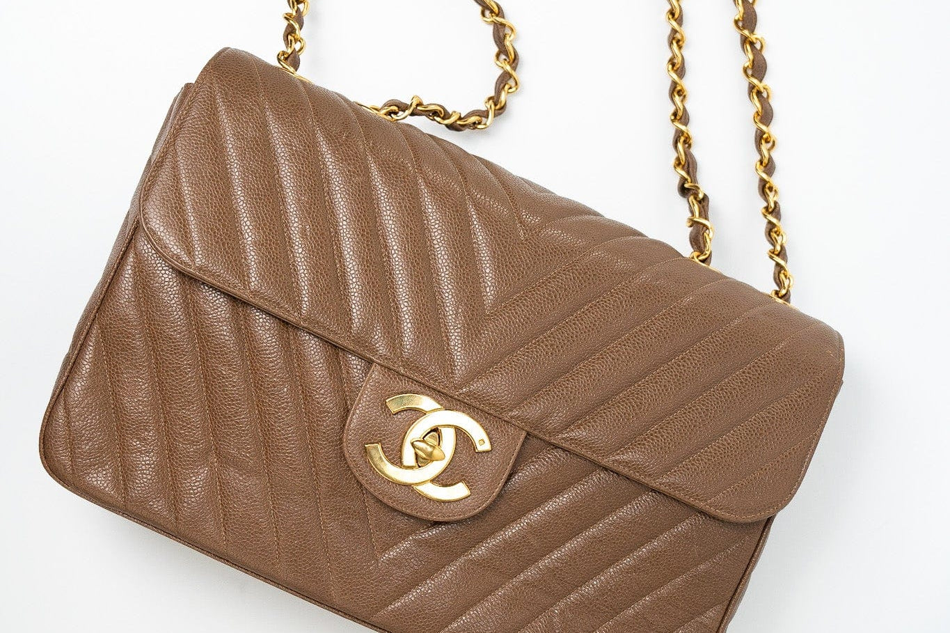 CHANEL Handbag Brown Taupe Caviar Chevron Maxi Single Flap 24K Gold Hardware -Knockoff
