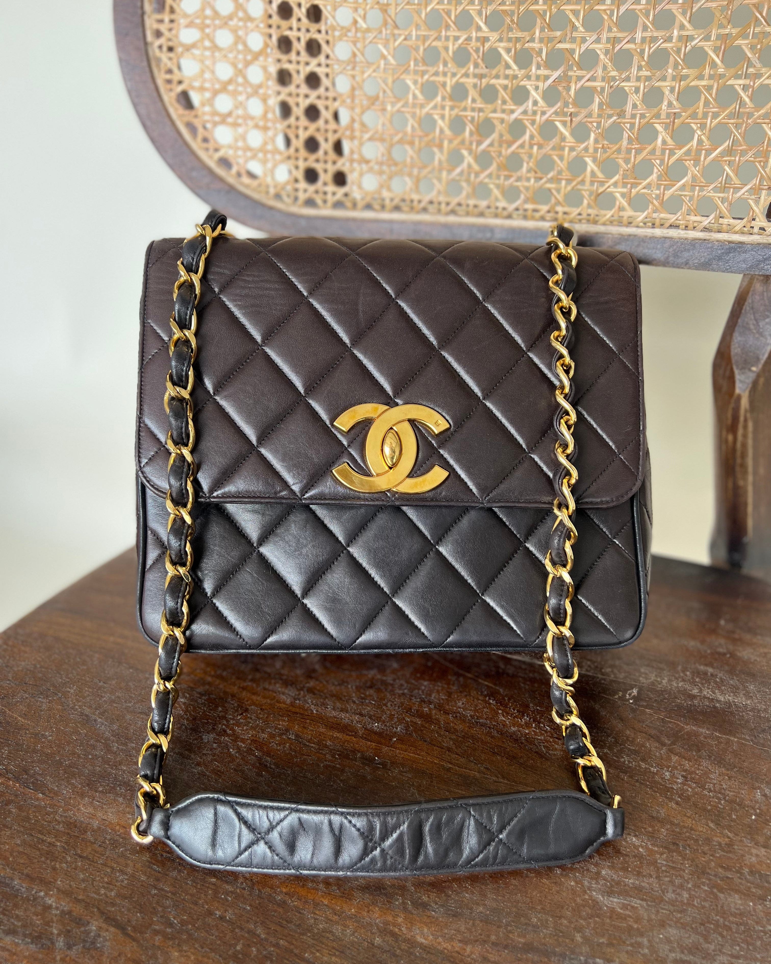 CHANEL Handbag Brown Vintage Black / Dark Brown Lambskin Quilted Square CC Flap GHW -Knockoff
