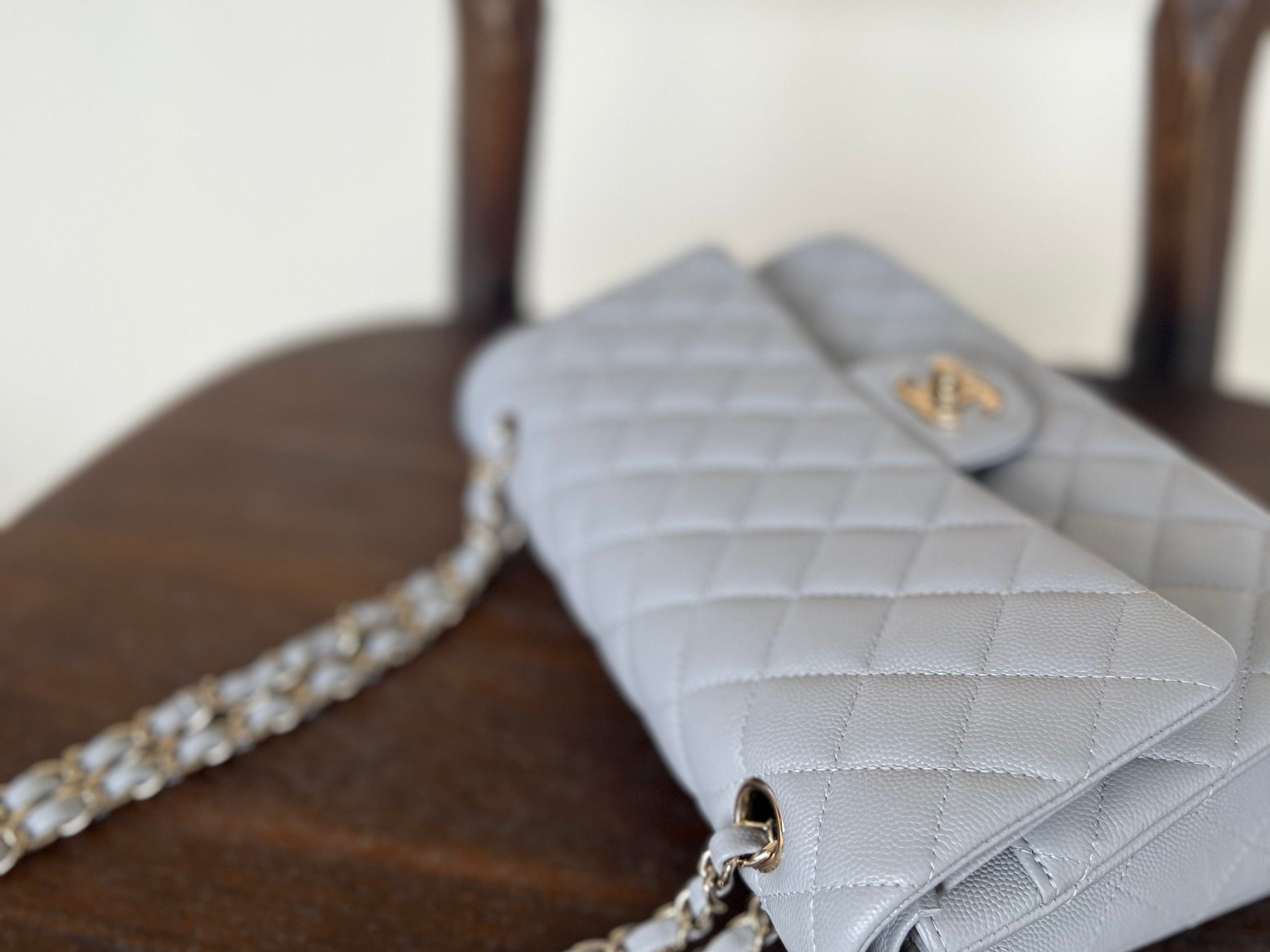 CHANEL Handbag Chanel 21A Grey Caviar Quilted Medium Classic Flap LGHW -Knockoff
