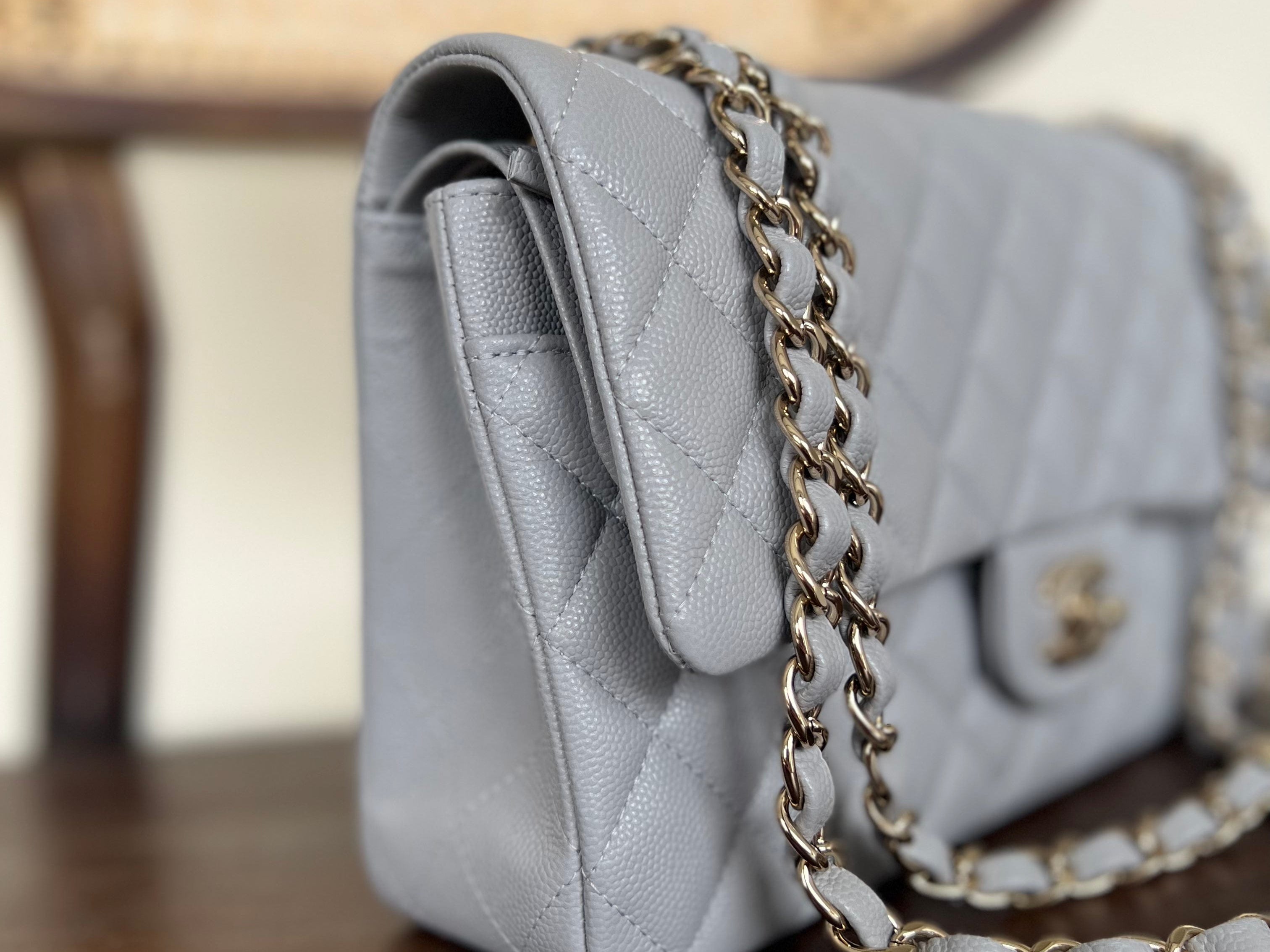 CHANEL Handbag Chanel 21A Grey Caviar Quilted Medium Classic Flap LGHW -Knockoff
