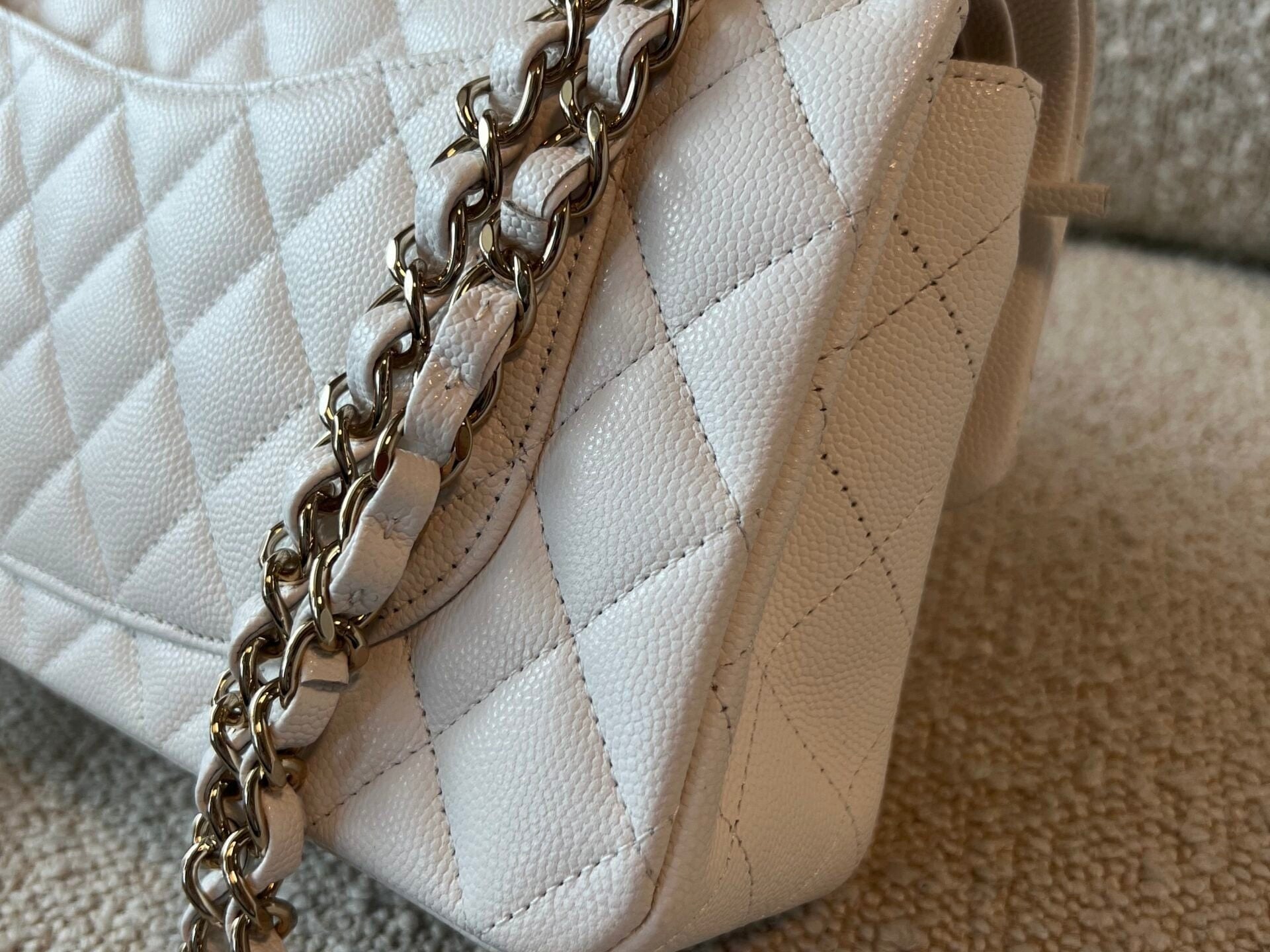 CHANEL Handbag Chanel 21A White Caviar Quilted Classic Flap Small LGHW -Knockoff
