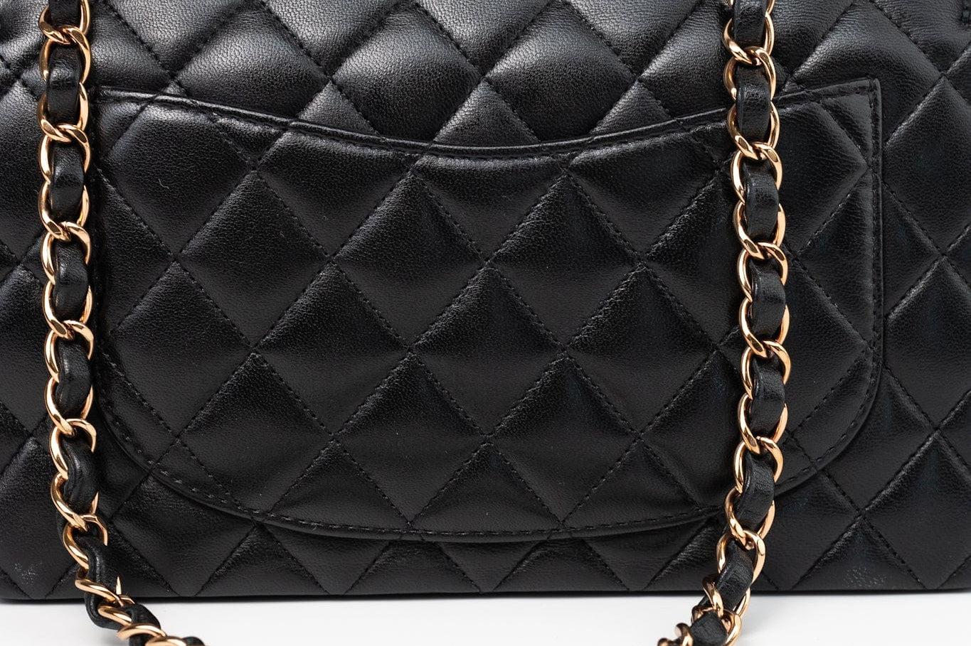 CHANEL Handbag Chanel 21B Small Black Lambskin Quilted Classic Flap Rose Gold Hardware -Knockoff
