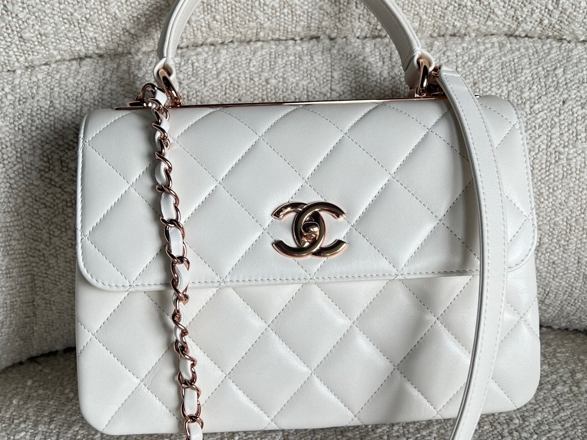 CHANEL Handbag Chanel 21B Small White Lambskin Quilted Trendy CC w/ Rose Gold Hardware -Knockoff
