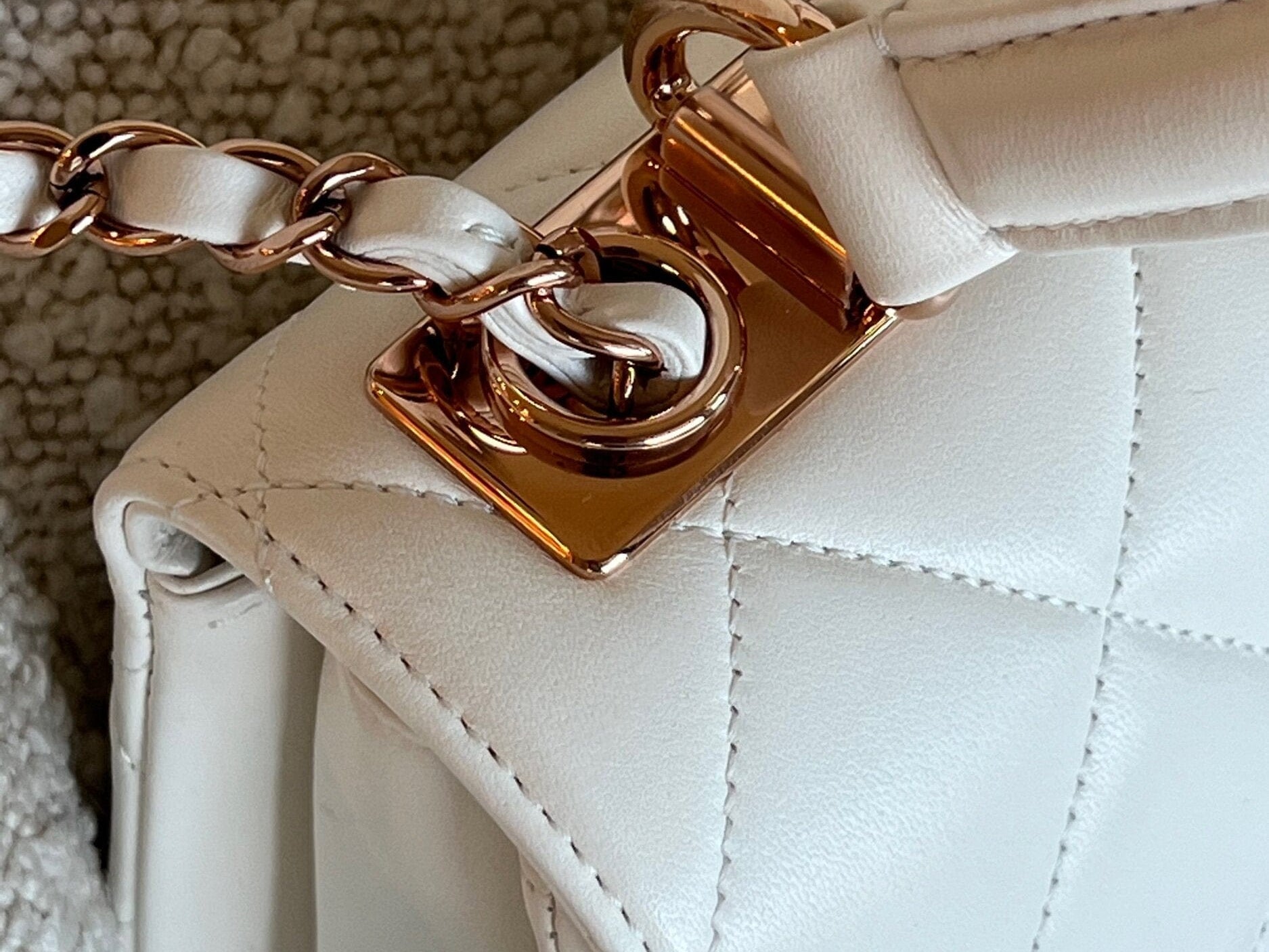 CHANEL Handbag Chanel 21B Small White Lambskin Quilted Trendy CC w/ Rose Gold Hardware -Knockoff
