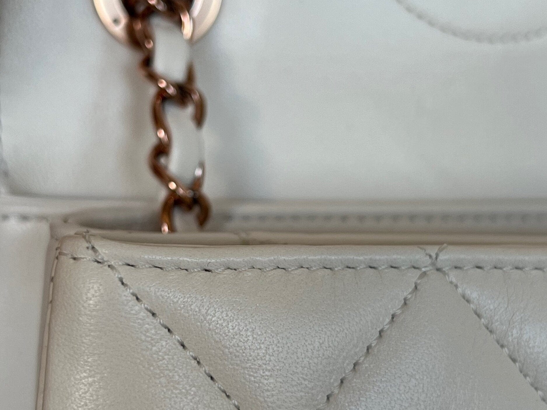 CHANEL Handbag Chanel 21B Small White Lambskin Quilted Trendy CC w/ Rose Gold Hardware -Knockoff
