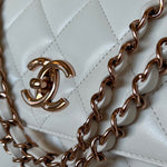 CHANEL Handbag Chanel 21B Small White Lambskin Quilted Trendy CC w/ Rose Gold Hardware -Knockoff
