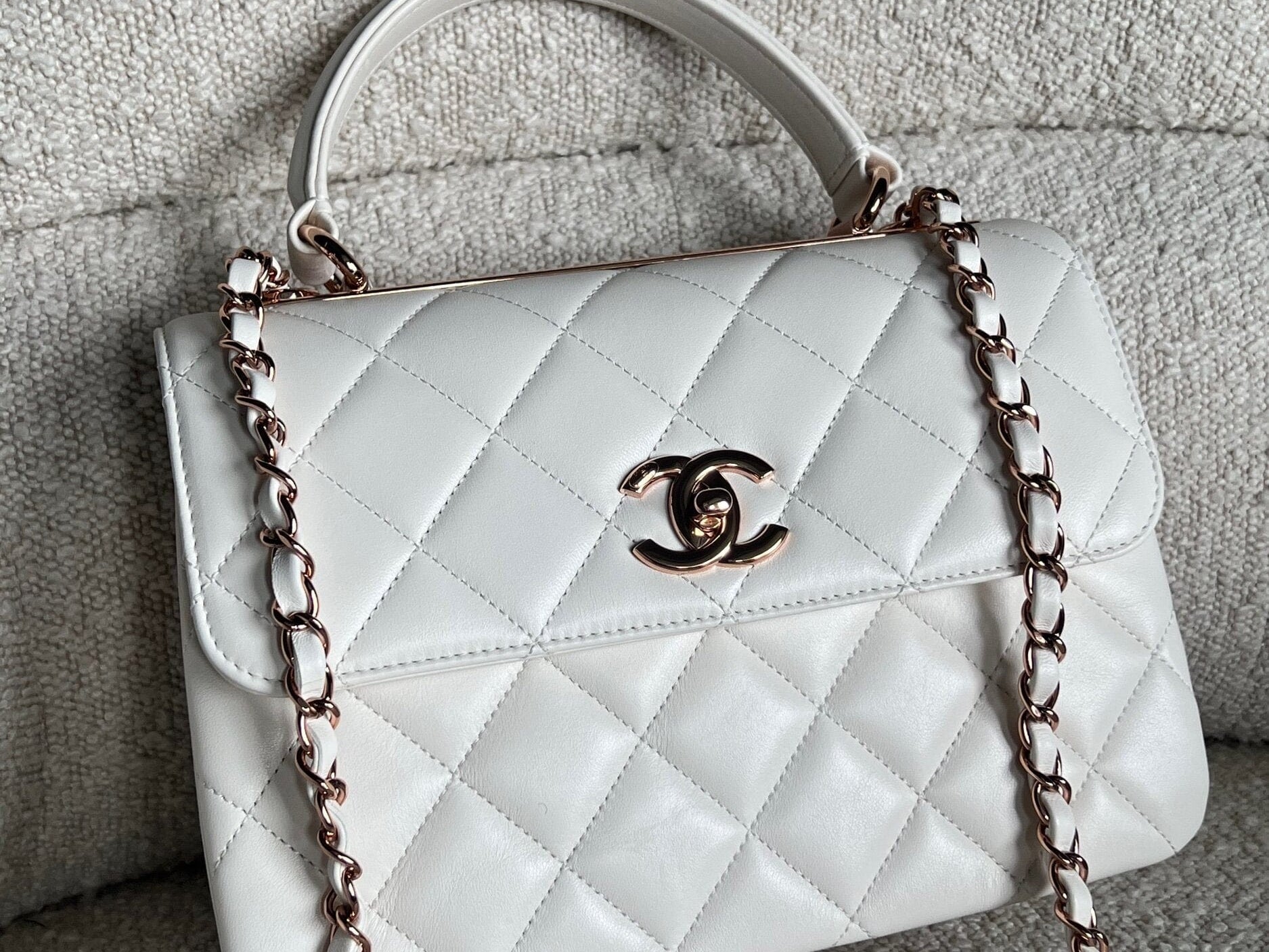 CHANEL Handbag Chanel 21B Small White Lambskin Quilted Trendy CC w/ Rose Gold Hardware -Knockoff
