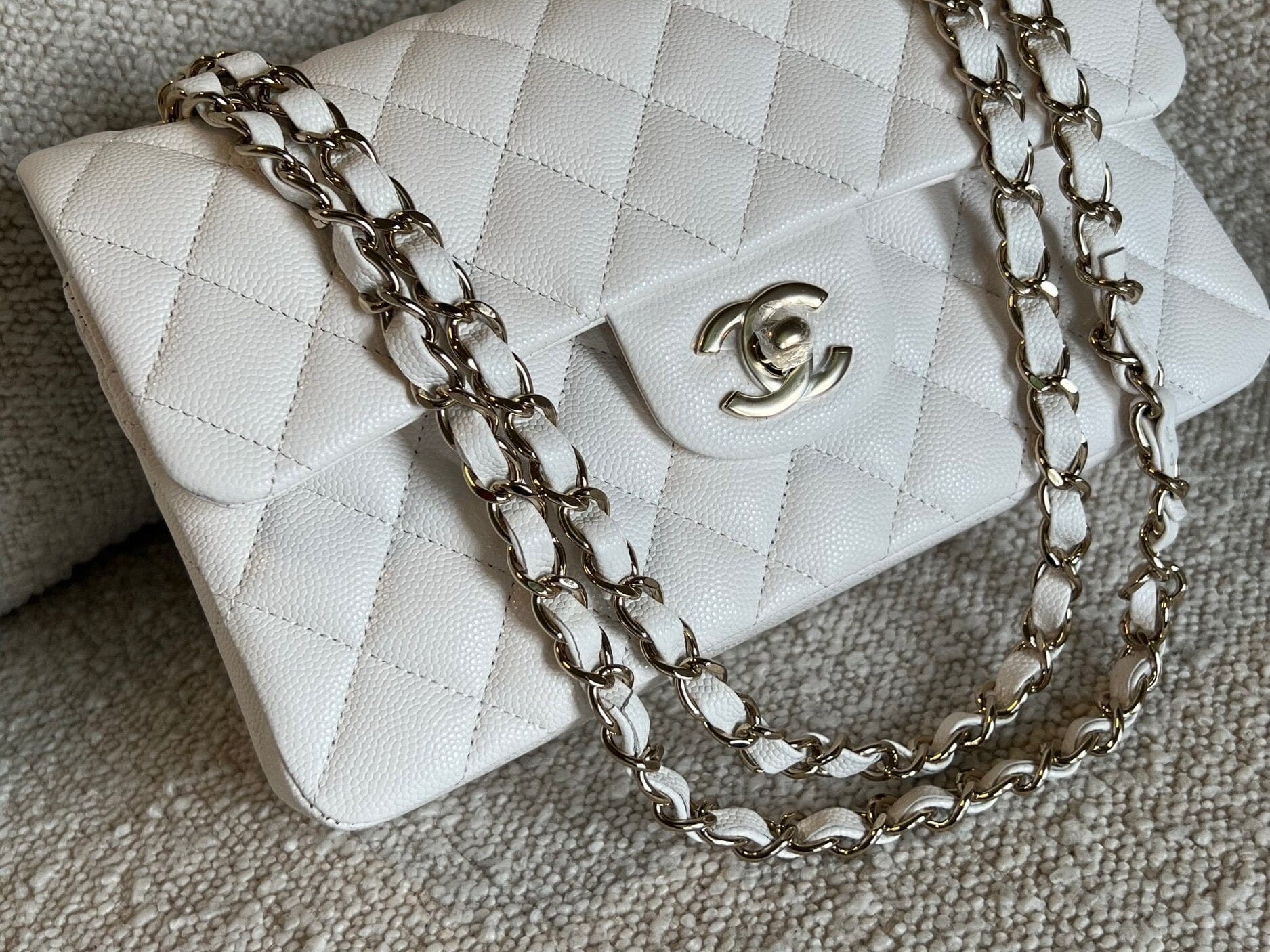 CHANEL Handbag Chanel 21B White Caviar Quilted Classic Flap Small LGHW -Knockoff
