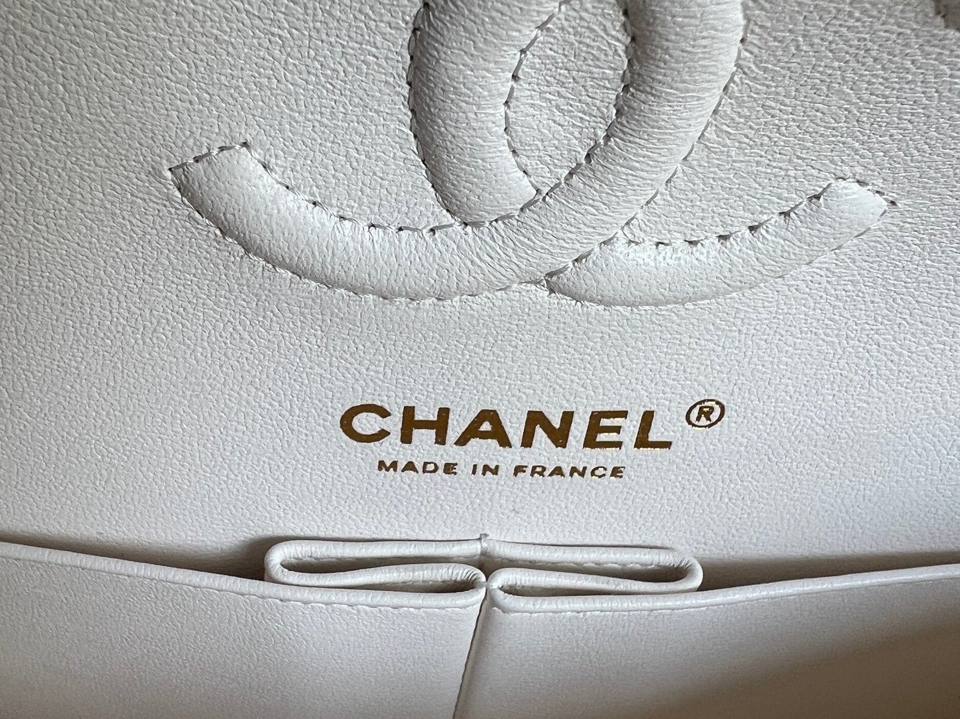 CHANEL Handbag Chanel 21B White Caviar Quilted Classic Flap Small LGHW -Knockoff
