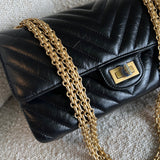 CHANEL Handbag Chanel 21K Reissue 2.55 Black Chevron Aged Calfskin Quilted 225 (Medium) AGHW -Knockoff
