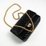 CHANEL Handbag Chanel 21K Reissue 2.55 Black Chevron Aged Calfskin Quilted 225 (Medium) AGHW -Knockoff
