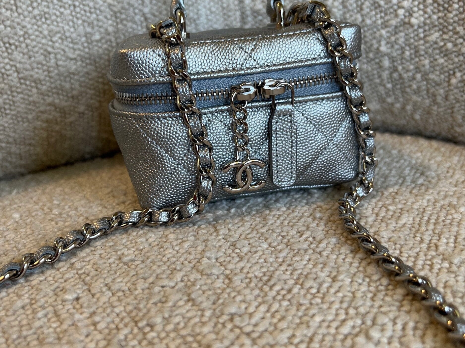 CHANEL Handbag Chanel 21S Metallic Silver Micro Vanity Grained Calfskin SHW -Knockoff
