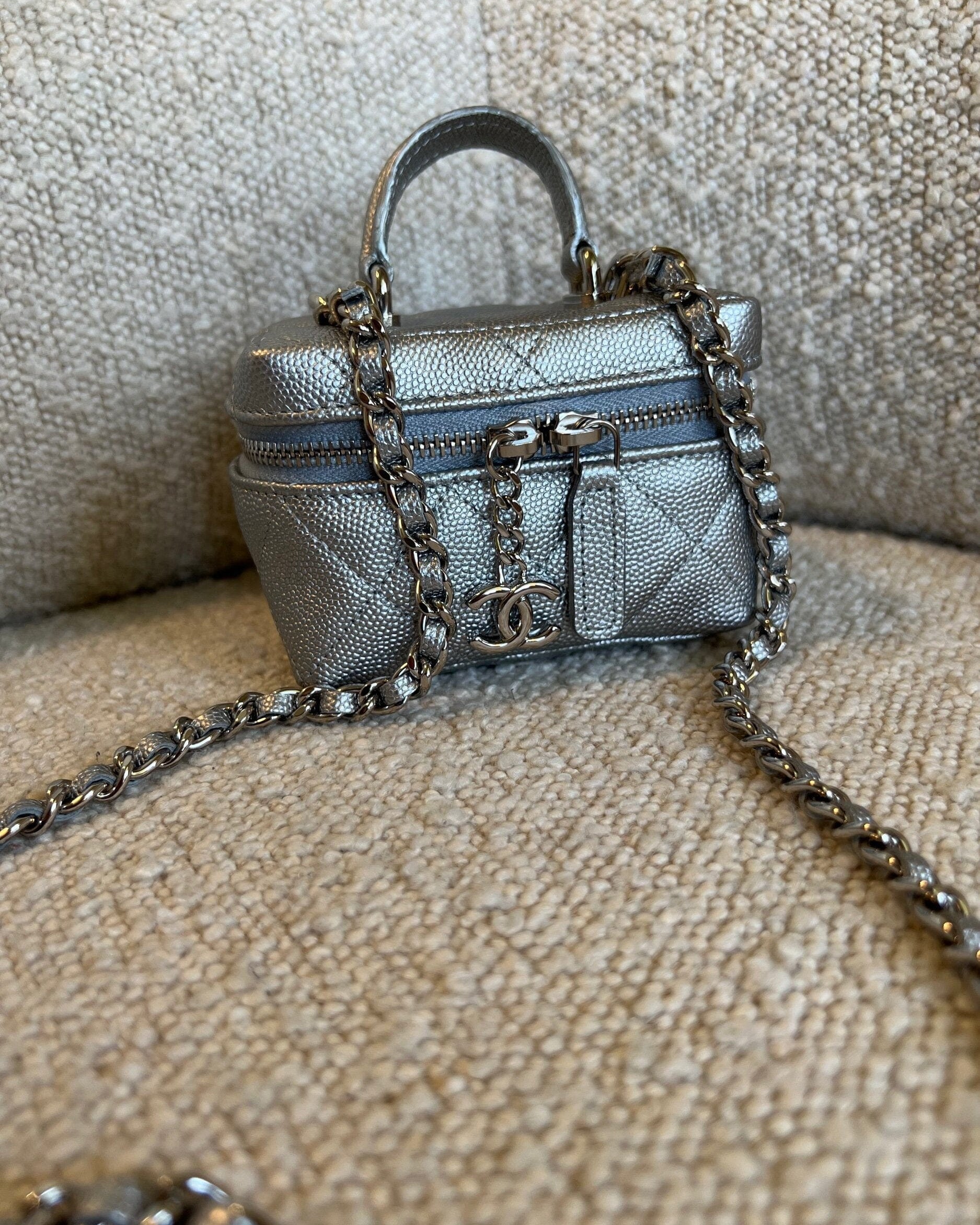 CHANEL Handbag Chanel 21S Metallic Silver Micro Vanity Grained Calfskin SHW -Knockoff
