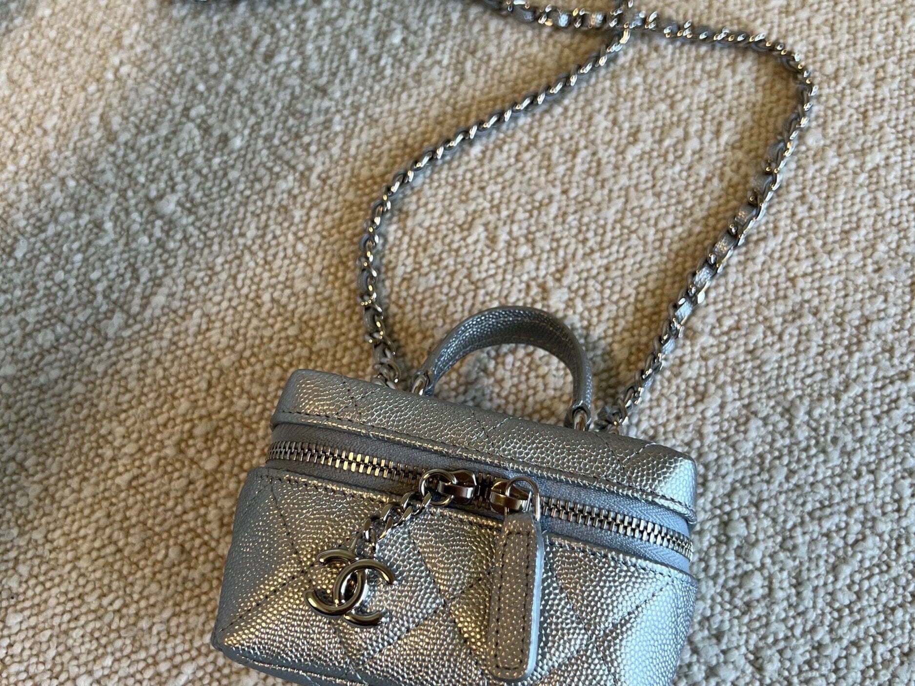 CHANEL Handbag Chanel 21S Metallic Silver Micro Vanity Grained Calfskin SHW -Knockoff
