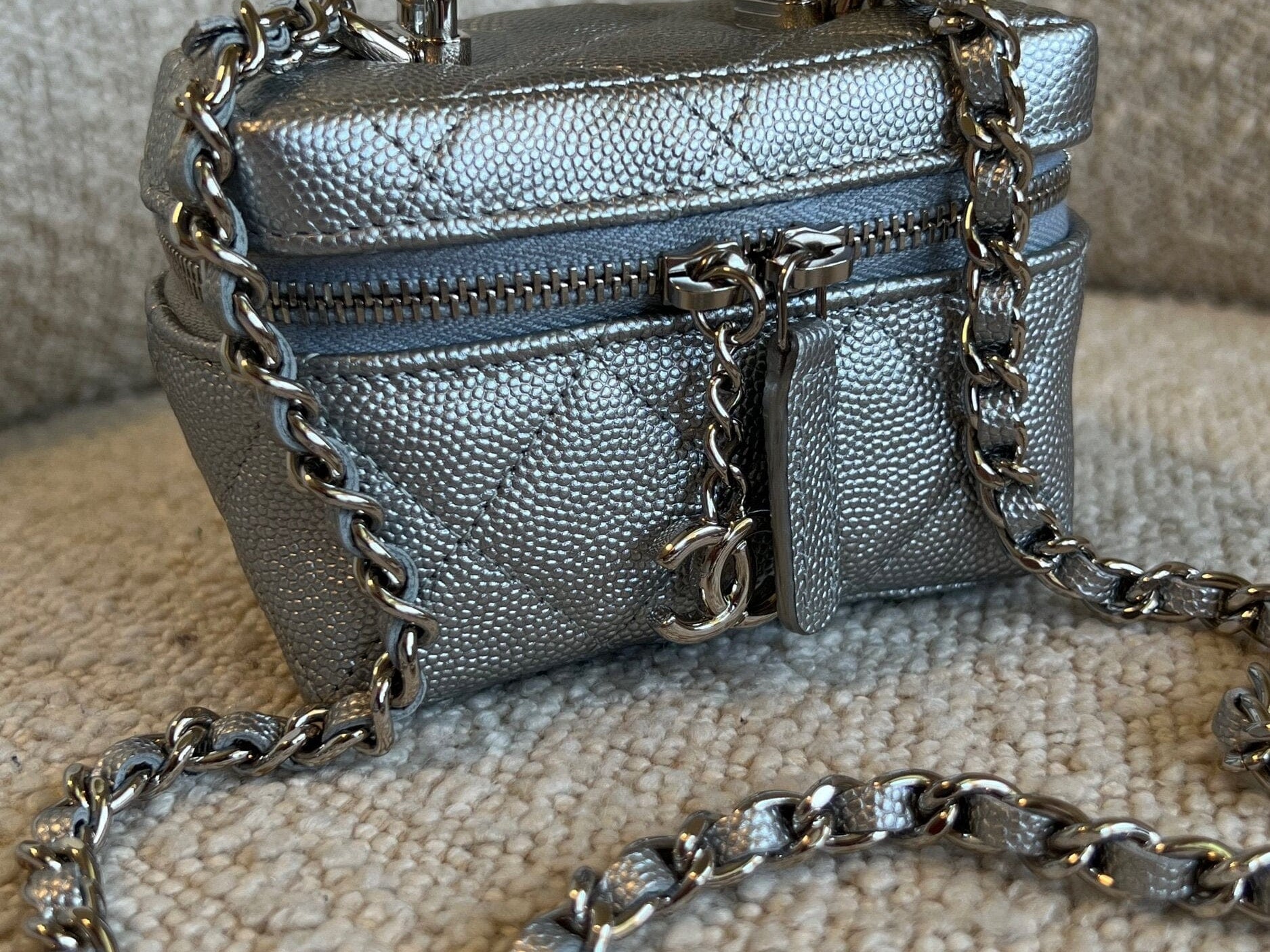 CHANEL Handbag Chanel 21S Metallic Silver Micro Vanity Grained Calfskin SHW -Knockoff
