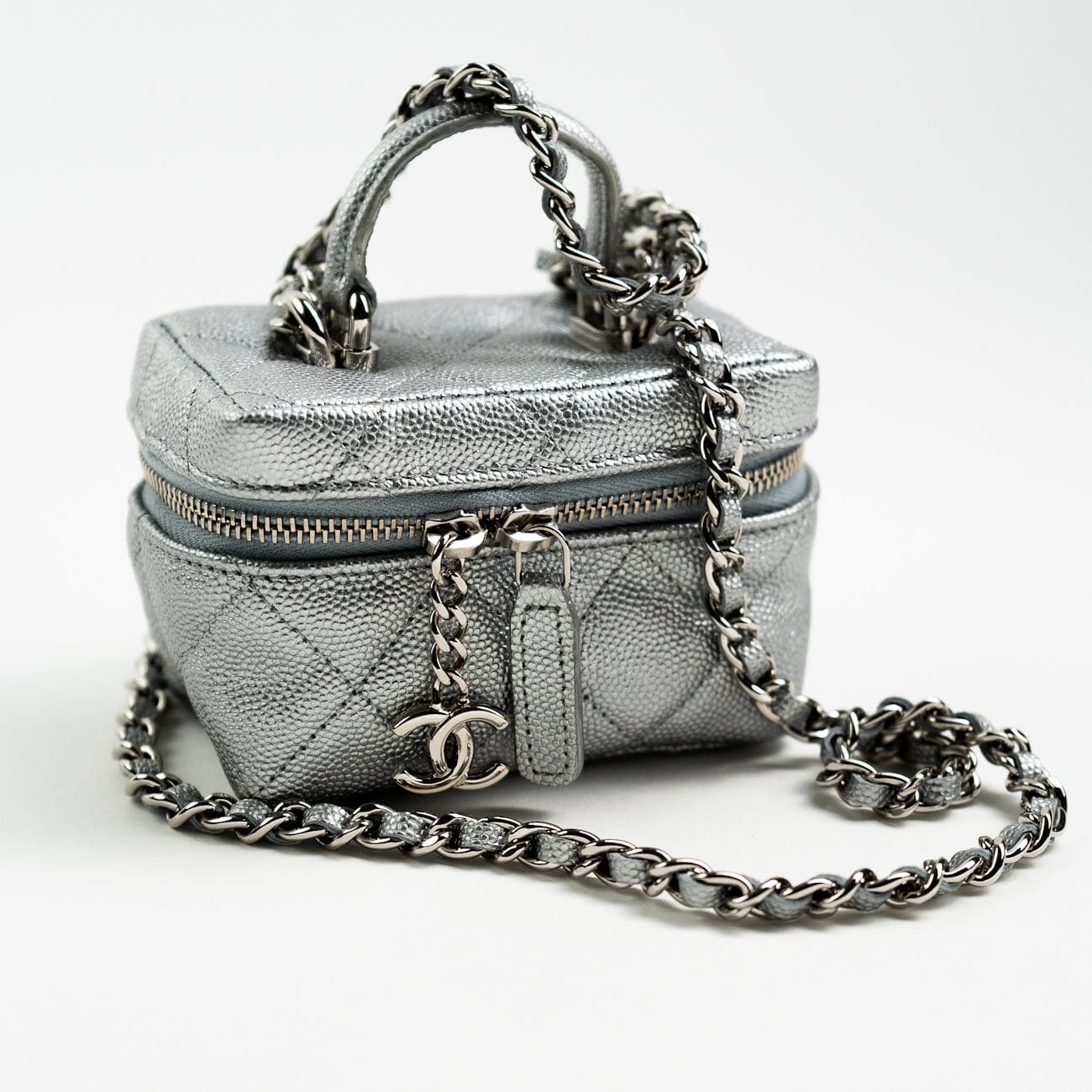 CHANEL Handbag Chanel 21S Metallic Silver Micro Vanity Grained Calfskin SHW -Knockoff
