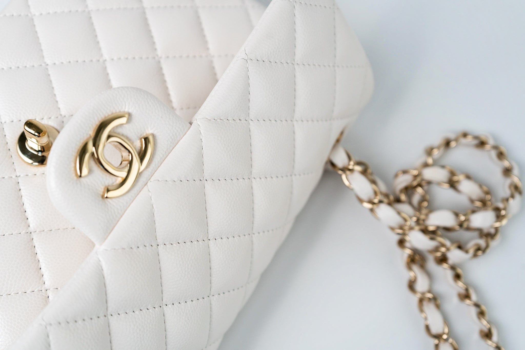 CHANEL Handbag Chanel 21S White Caviar Quilted Classic Flap Small LGHW -Knockoff
