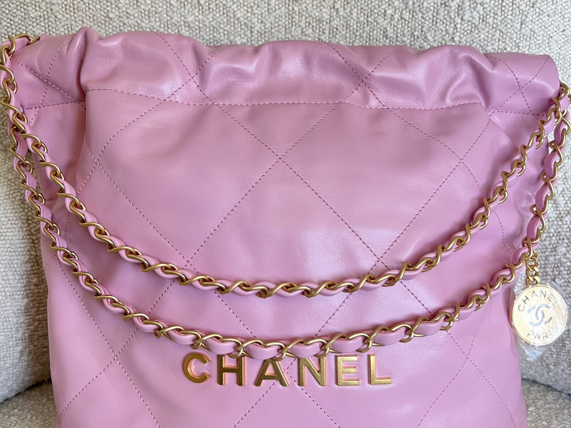 CHANEL Handbag Chanel 22 Pink Shiny Calfskin Quilted Drawstring Bag Small GHW -Knockoff
