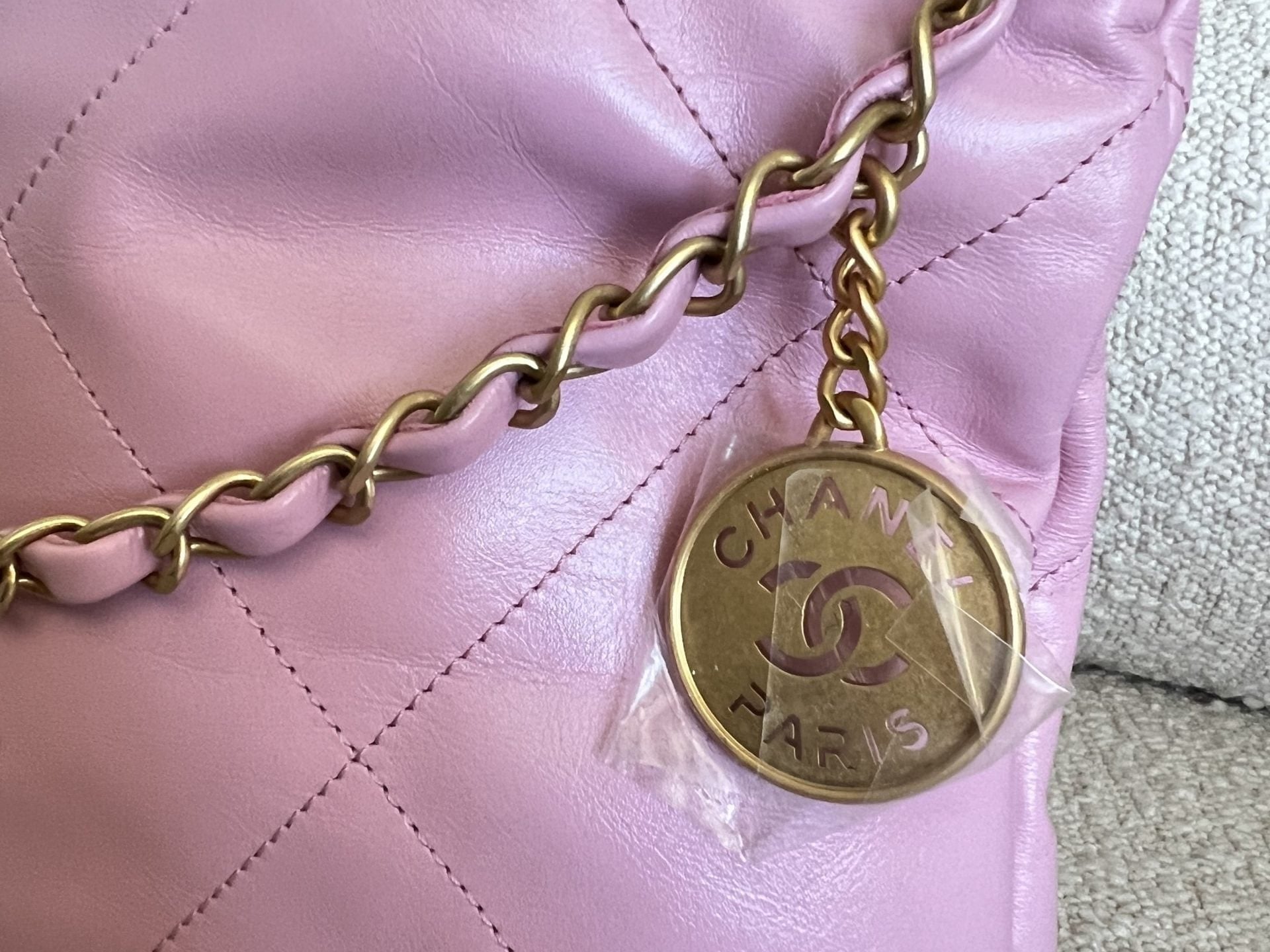 CHANEL Handbag Chanel 22 Pink Shiny Calfskin Quilted Drawstring Bag Small GHW -Knockoff
