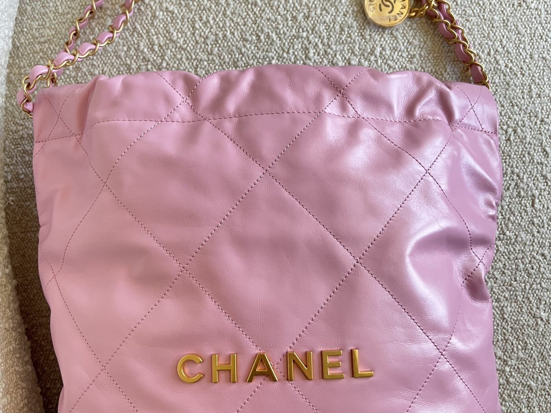 CHANEL Handbag Chanel 22 Pink Shiny Calfskin Quilted Drawstring Bag Small GHW -Knockoff
