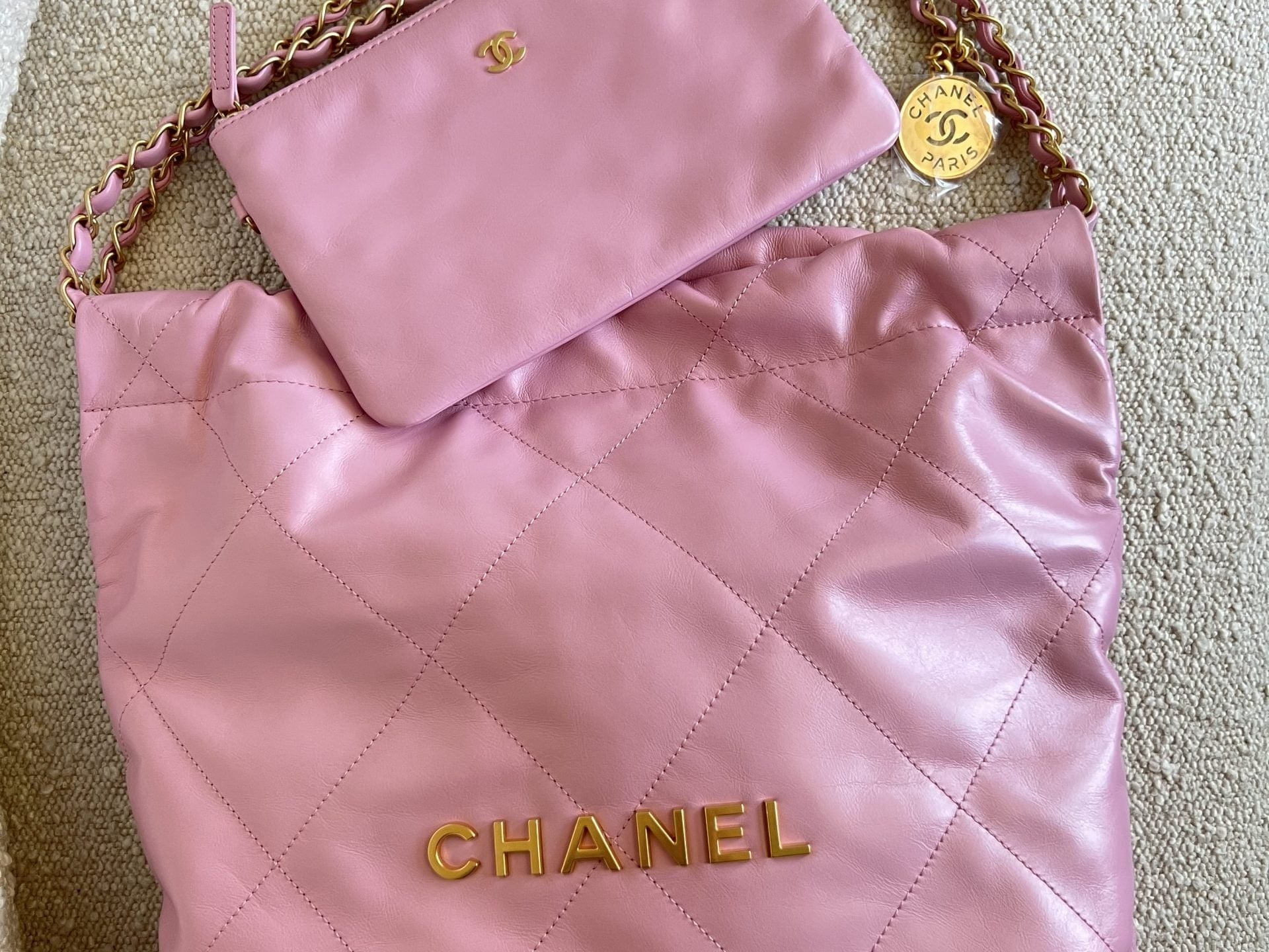 CHANEL Handbag Chanel 22 Pink Shiny Calfskin Quilted Drawstring Bag Small GHW -Knockoff
