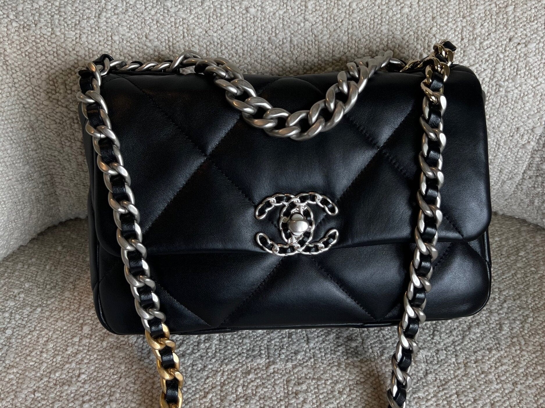 CHANEL Handbag Chanel 22C Black Lambskin Quilted 19 Flap Small MHW -Knockoff
