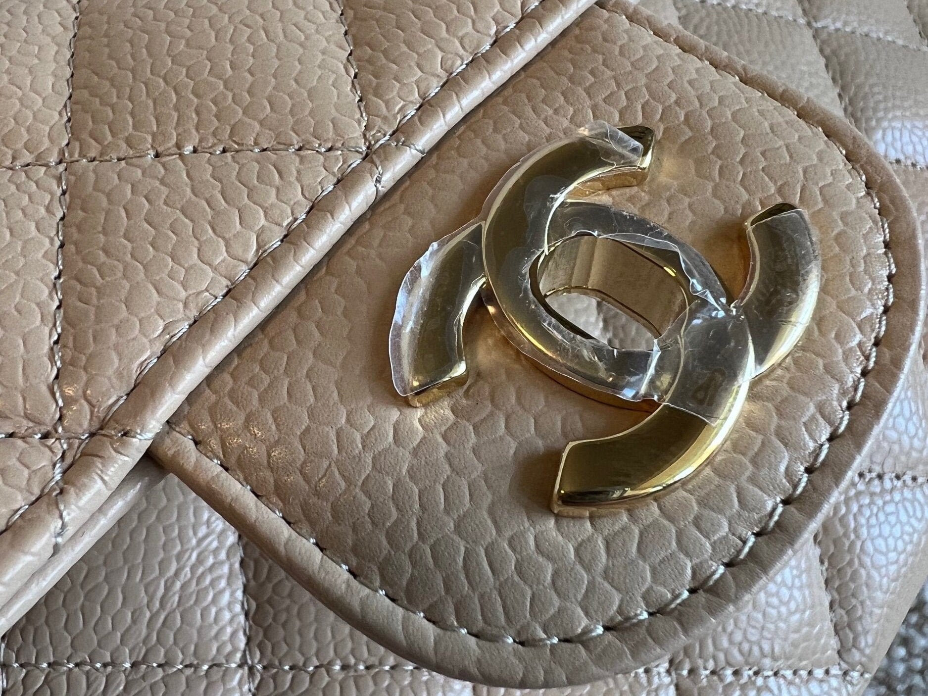 CHANEL Handbag Chanel Beige Clair Caviar Quilted Classic Flap  Medium GHW -Knockoff
