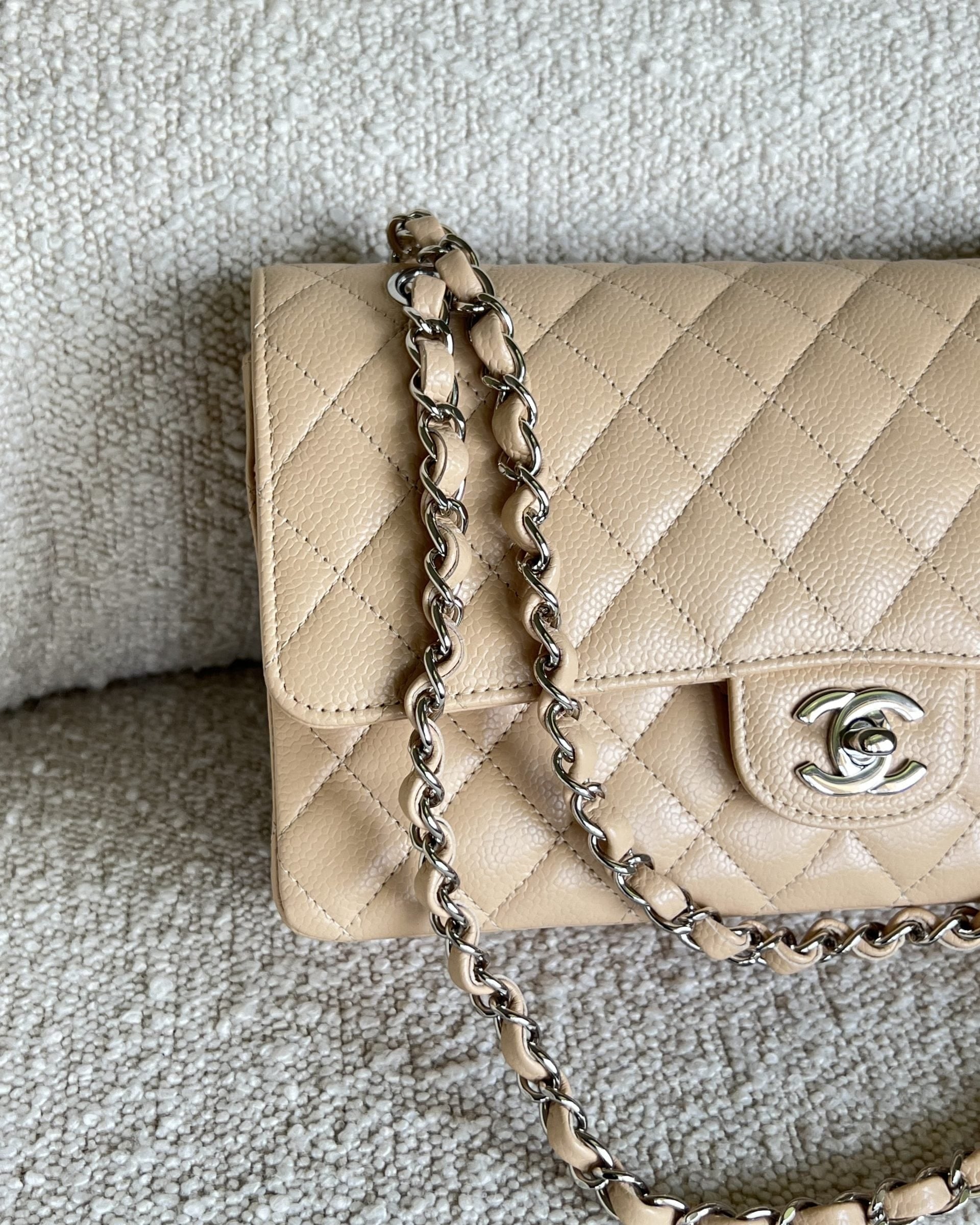 CHANEL Handbag Chanel Beige Clair Caviar Quilted Classic Flap Medium SHW -Knockoff
