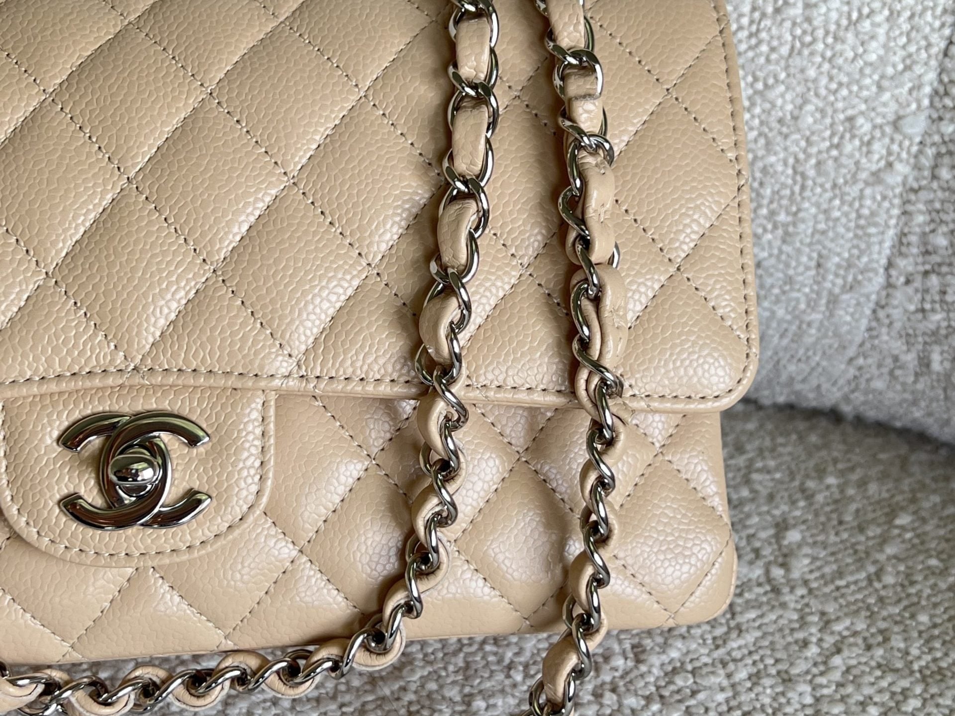 CHANEL Handbag Chanel Beige Clair Caviar Quilted Classic Flap Medium SHW -Knockoff
