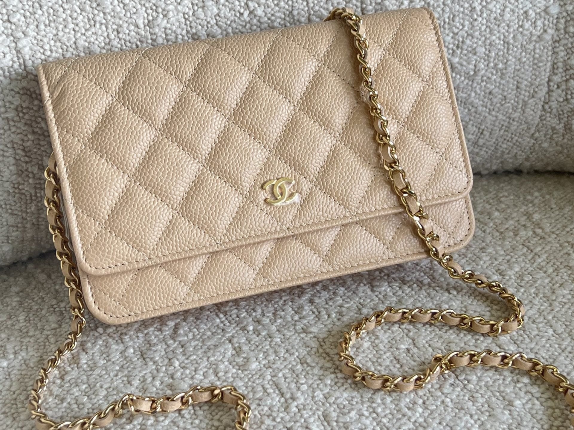 CHANEL Handbag Chanel Beige Clair Caviar Quilted Wallet on Chain GHW -Knockoff
