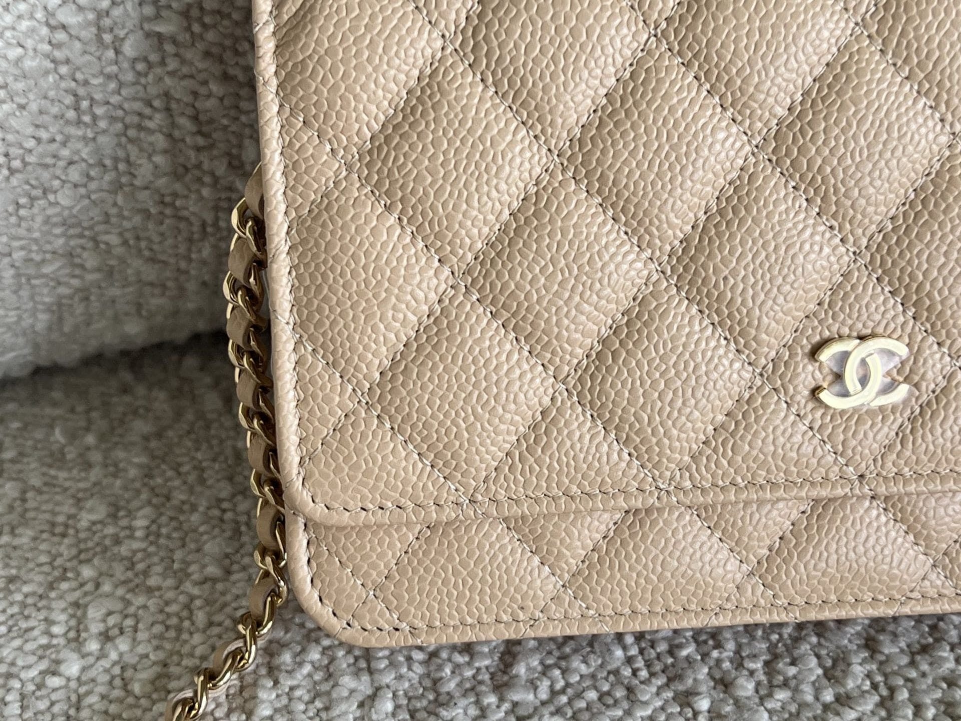 CHANEL Handbag Chanel Beige Clair Caviar Quilted Wallet on Chain GHW -Knockoff
