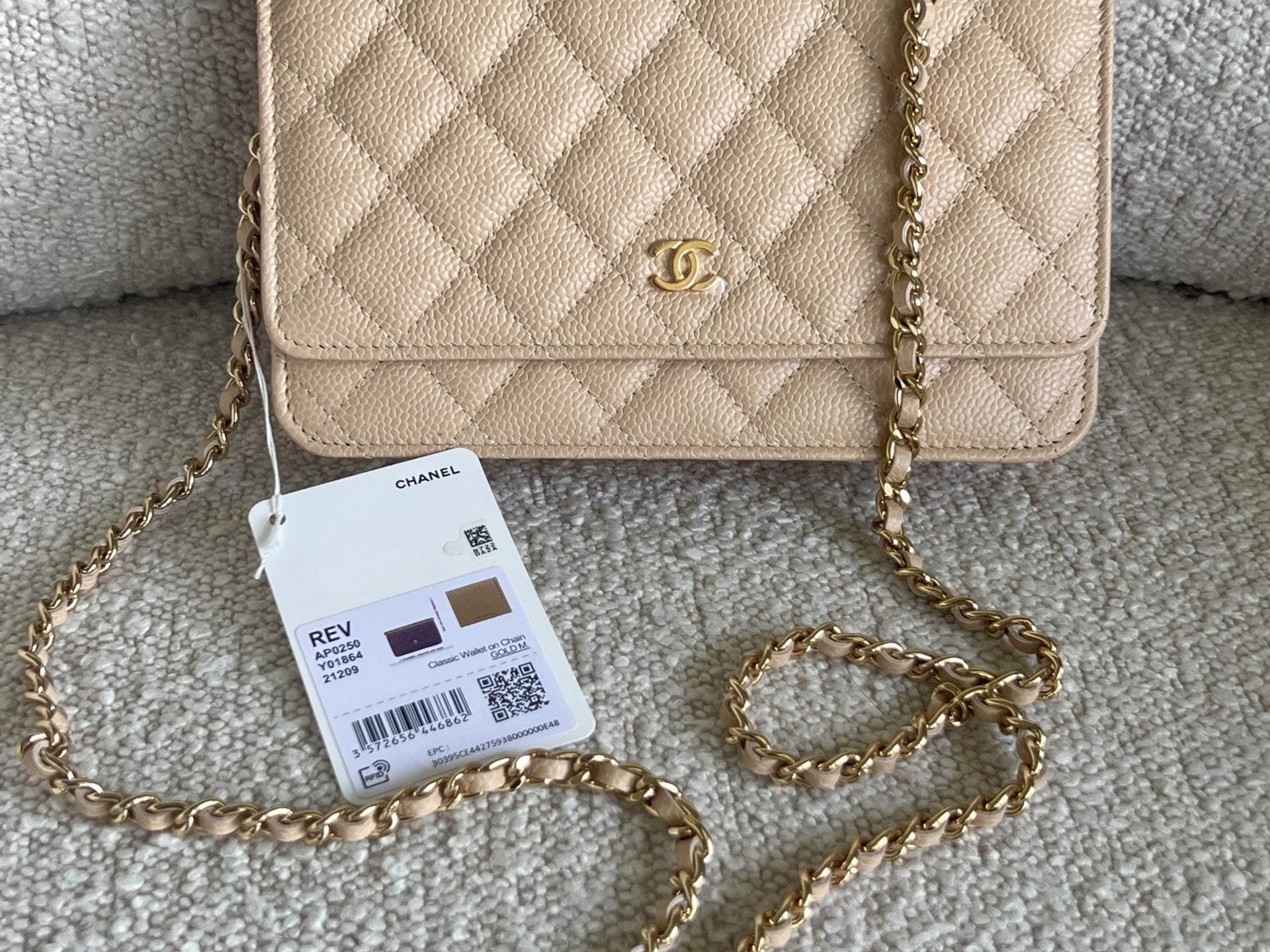 CHANEL Handbag Chanel Beige Clair Caviar Quilted Wallet on Chain GHW -Knockoff
