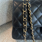 CHANEL Handbag Chanel Black Caviar Quilted Classic Flap Medium LGHW -Knockoff
