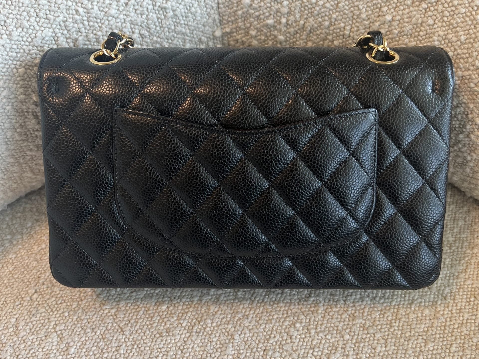 CHANEL Handbag Chanel Black Caviar Quilted Classic Flap Medium LGHW -Knockoff
