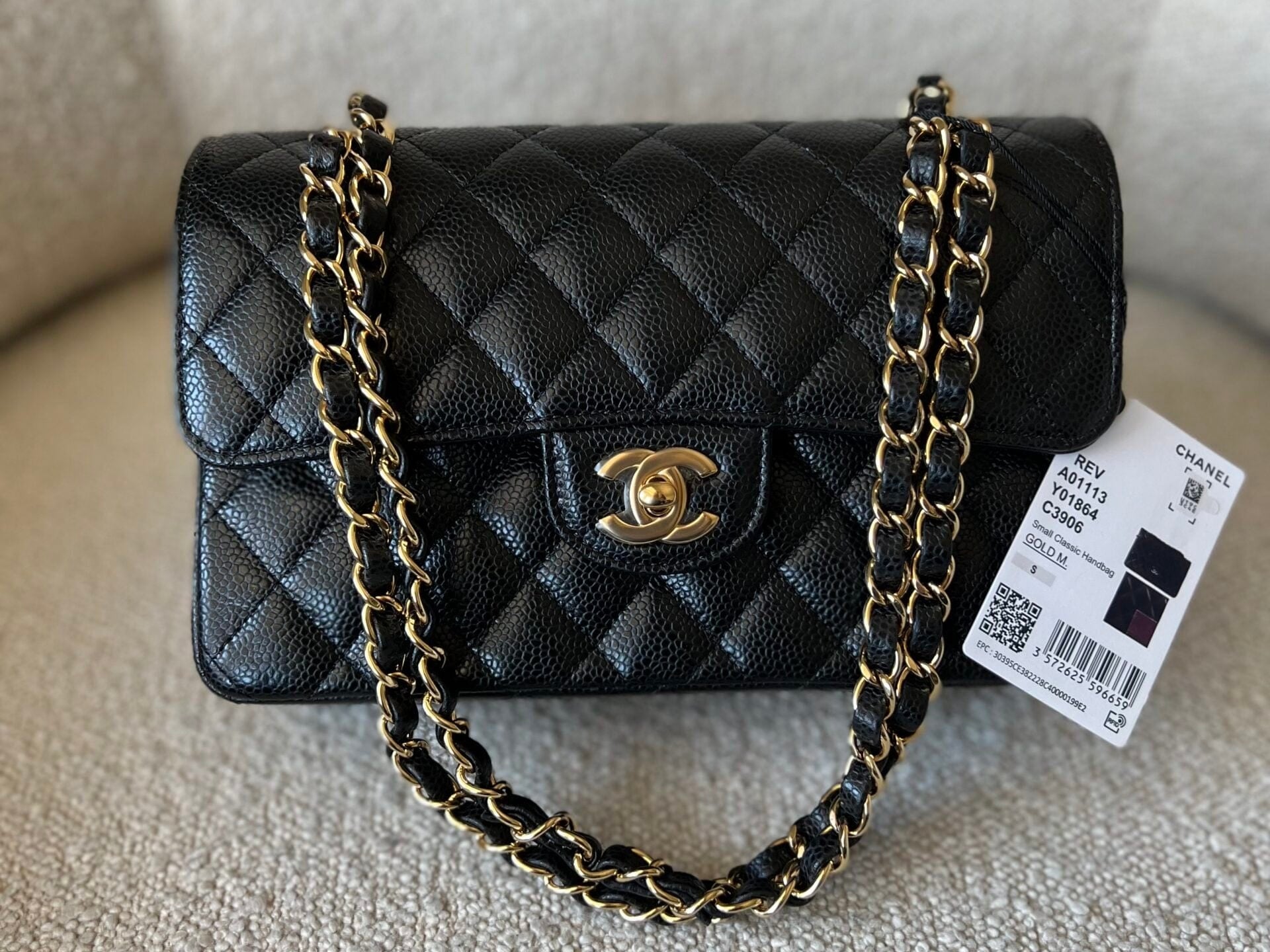 CHANEL Handbag Chanel Black Caviar Quilted Classic Flap Small Gold Hardware -Knockoff
