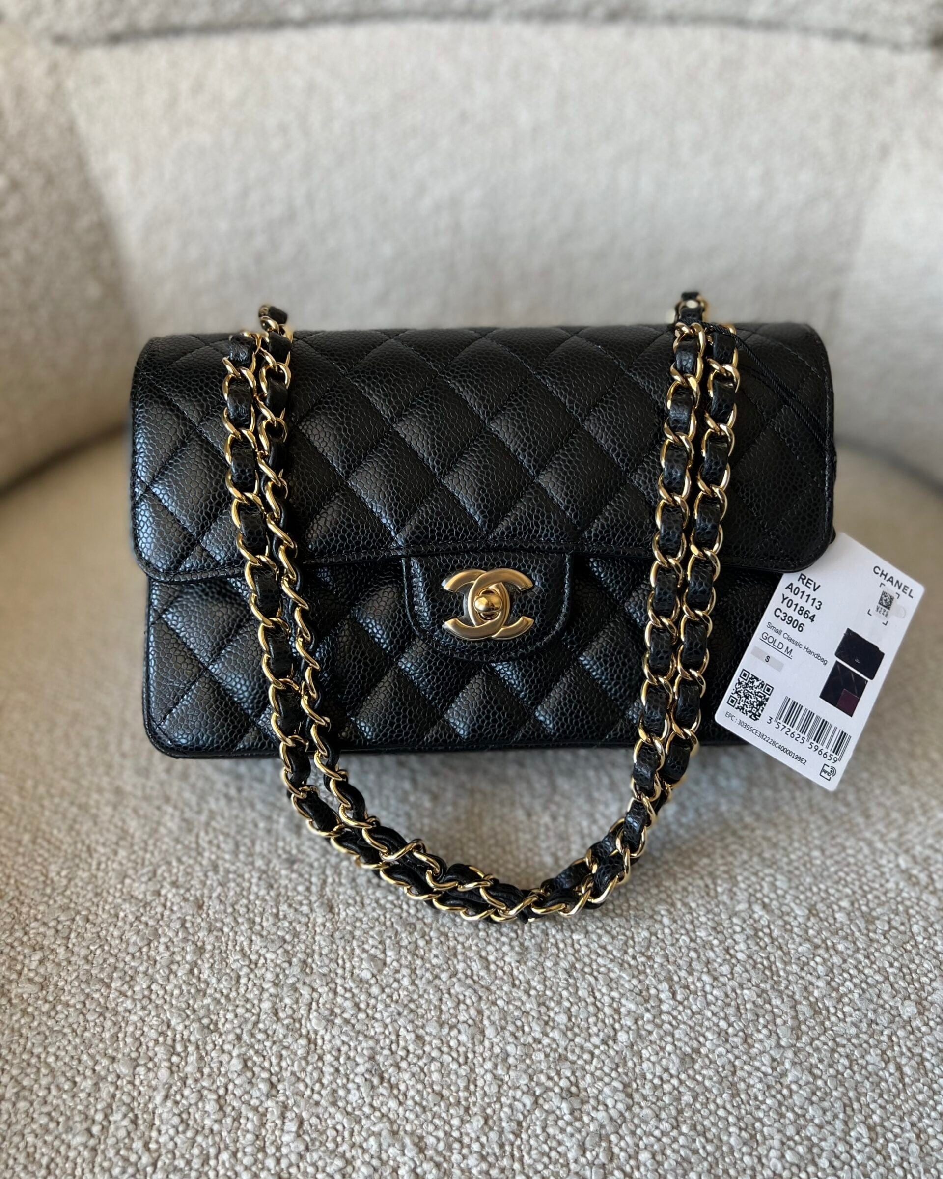 CHANEL Handbag Chanel Black Caviar Quilted Classic Flap Small Gold Hardware -Knockoff
