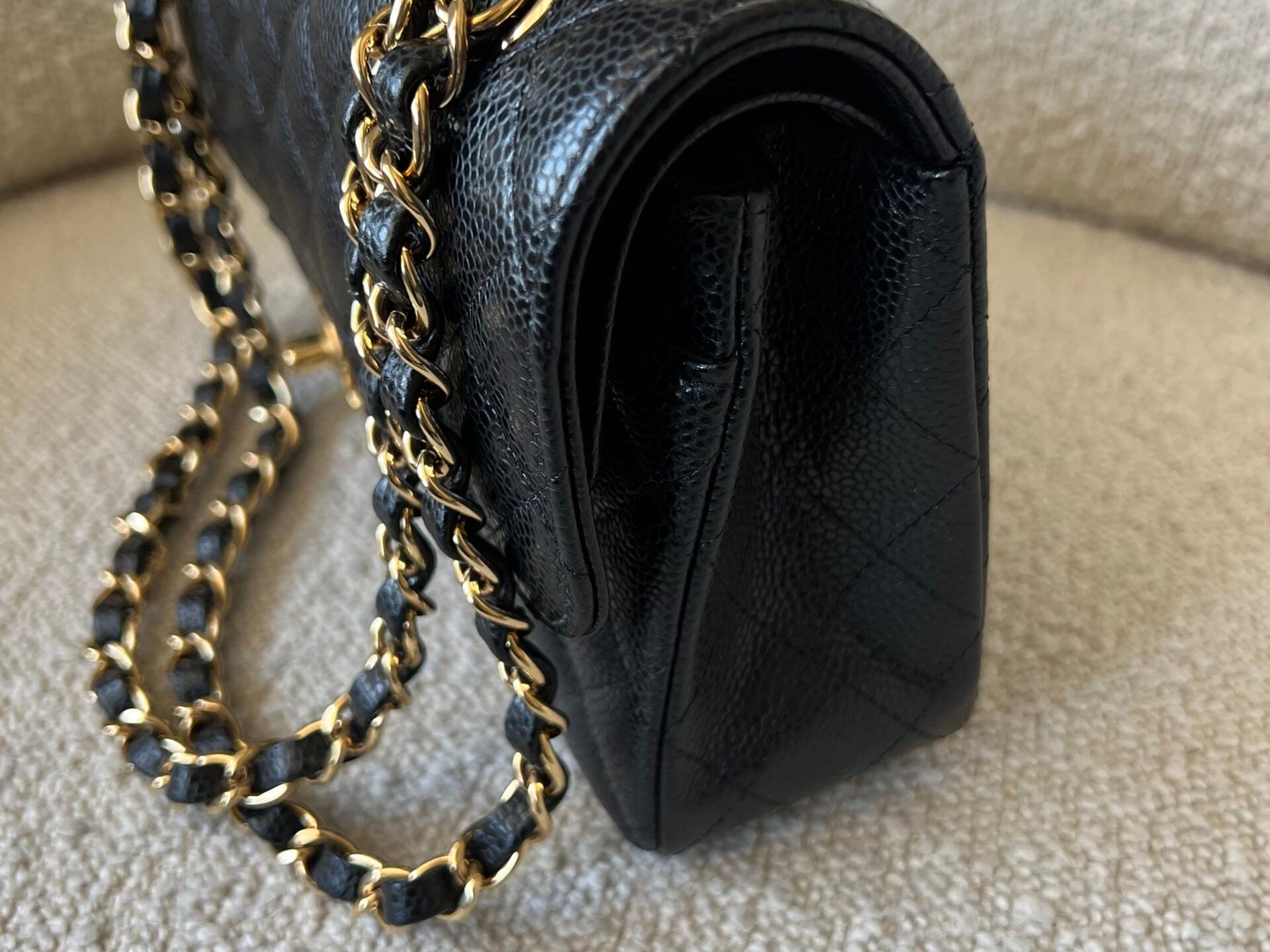 CHANEL Handbag Chanel Black Caviar Quilted Classic Flap Small Gold Hardware -Knockoff
