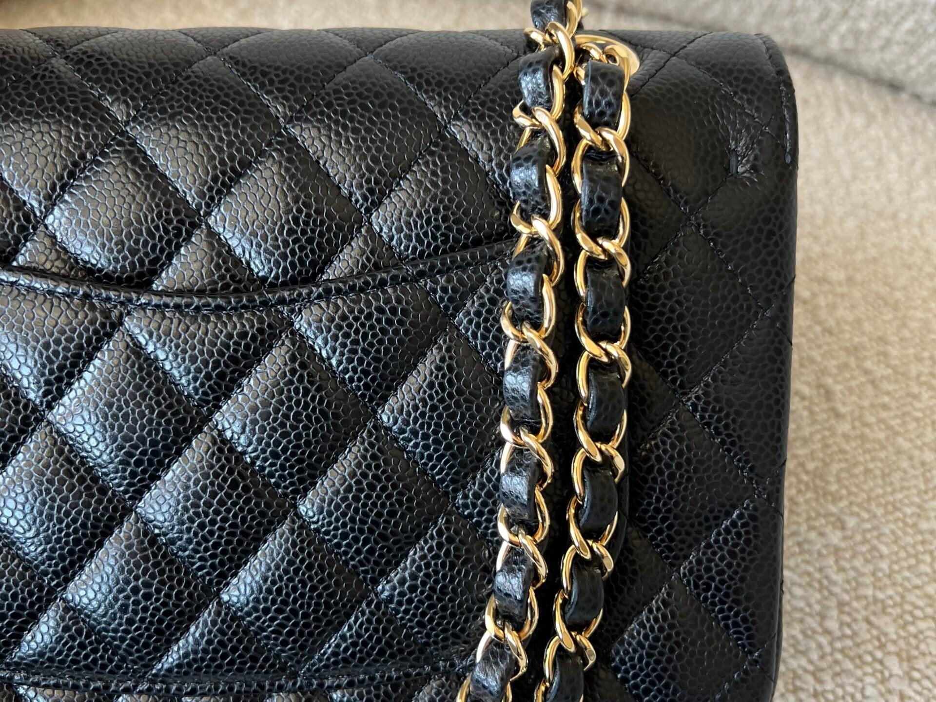 CHANEL Handbag Chanel Black Caviar Quilted Classic Flap Small Gold Hardware -Knockoff
