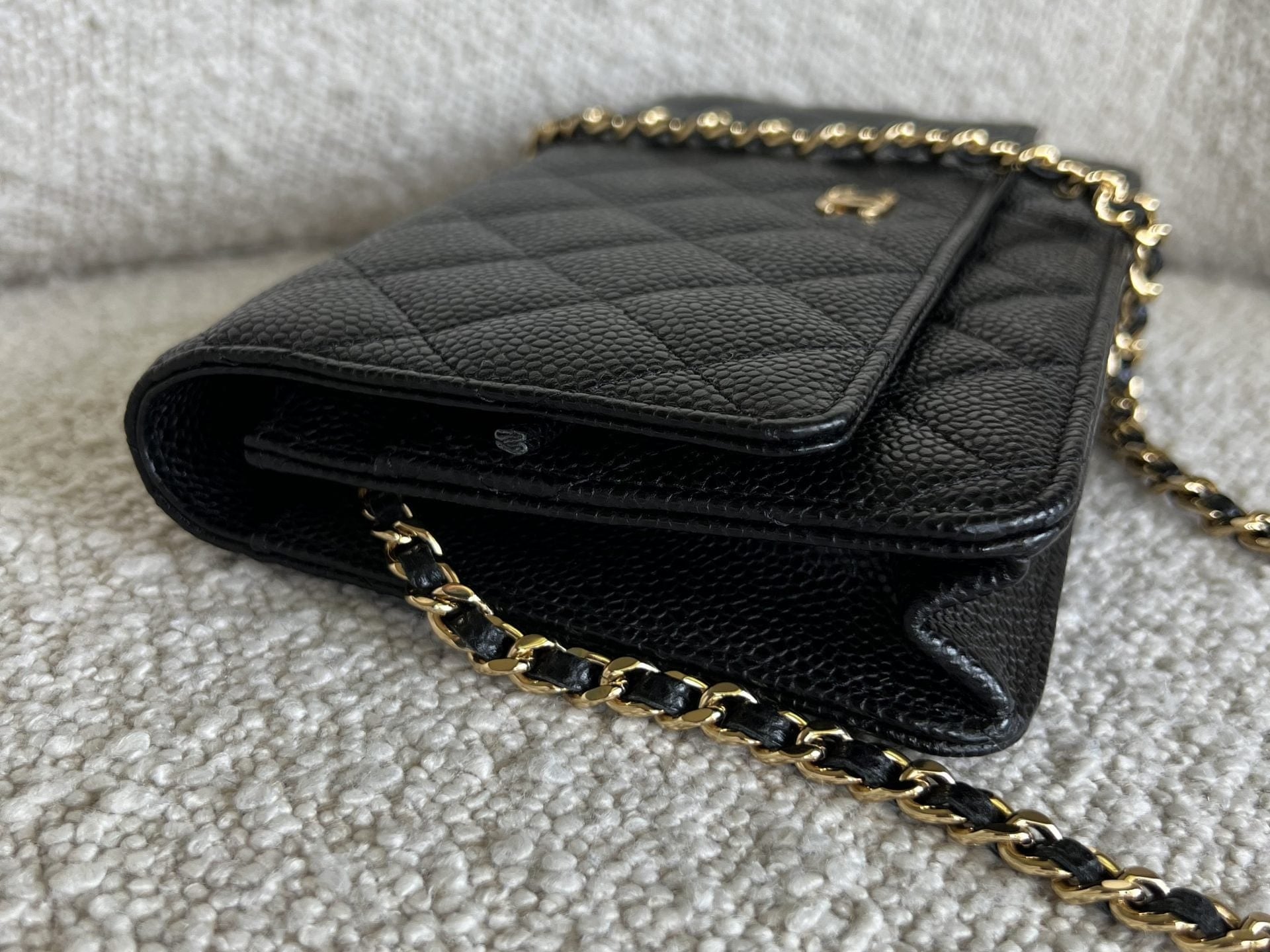 CHANEL Handbag Chanel Black Caviar Quilted Wallet On Chain GHW (WOC) -Knockoff
