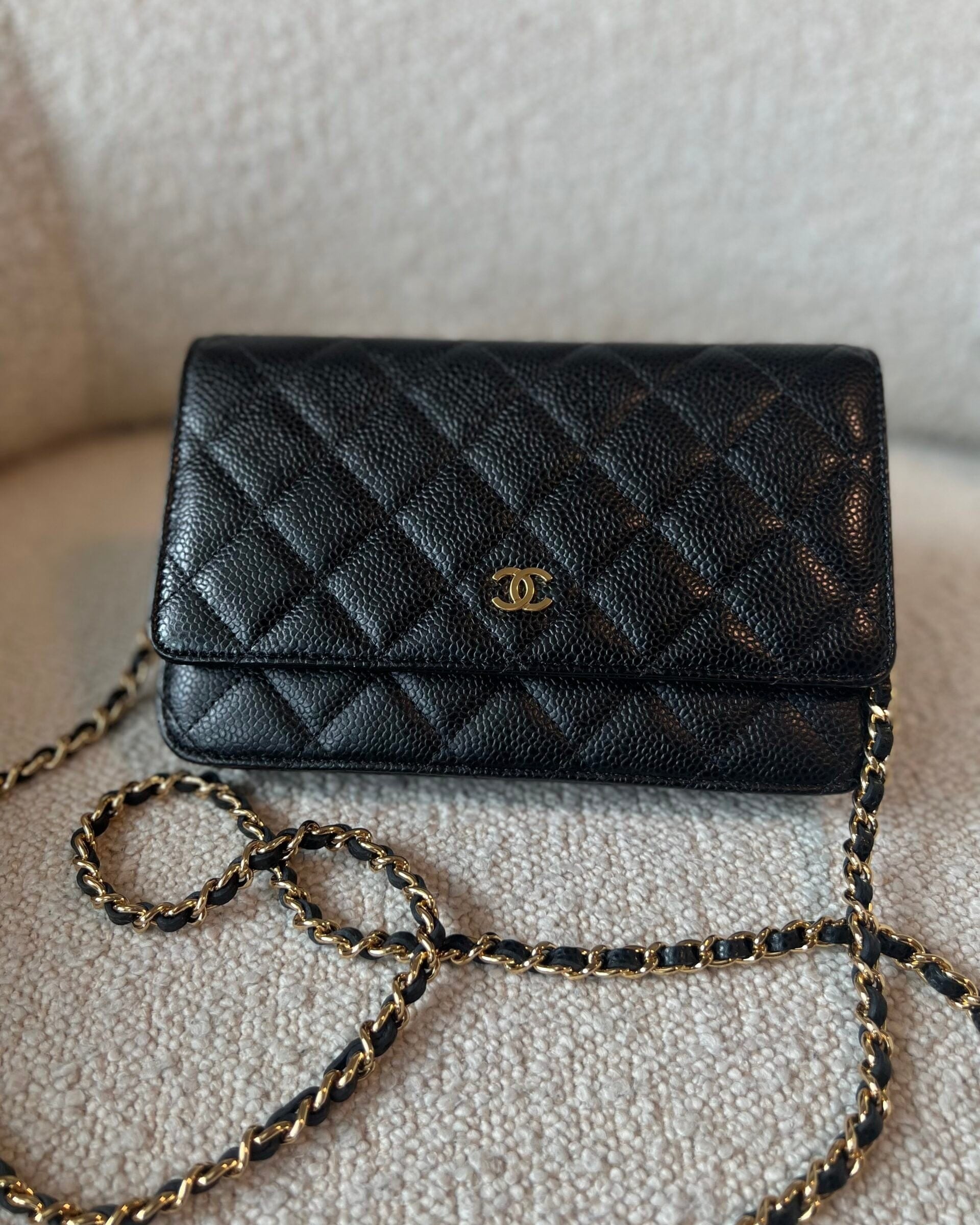 CHANEL Handbag Chanel Black Caviar Quilted Wallet On Chain GHW (WOC) -Knockoff
