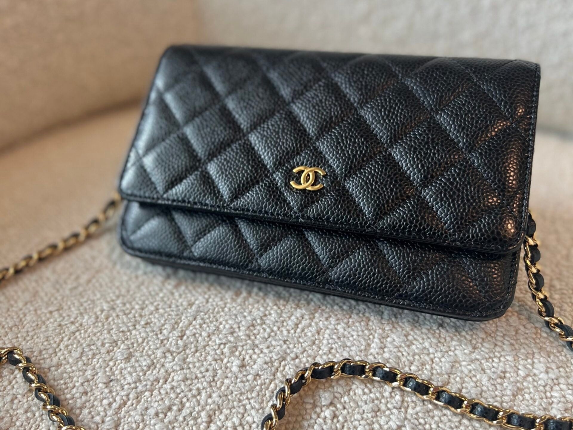 CHANEL Handbag Chanel Black Caviar Quilted Wallet On Chain GHW (WOC) -Knockoff
