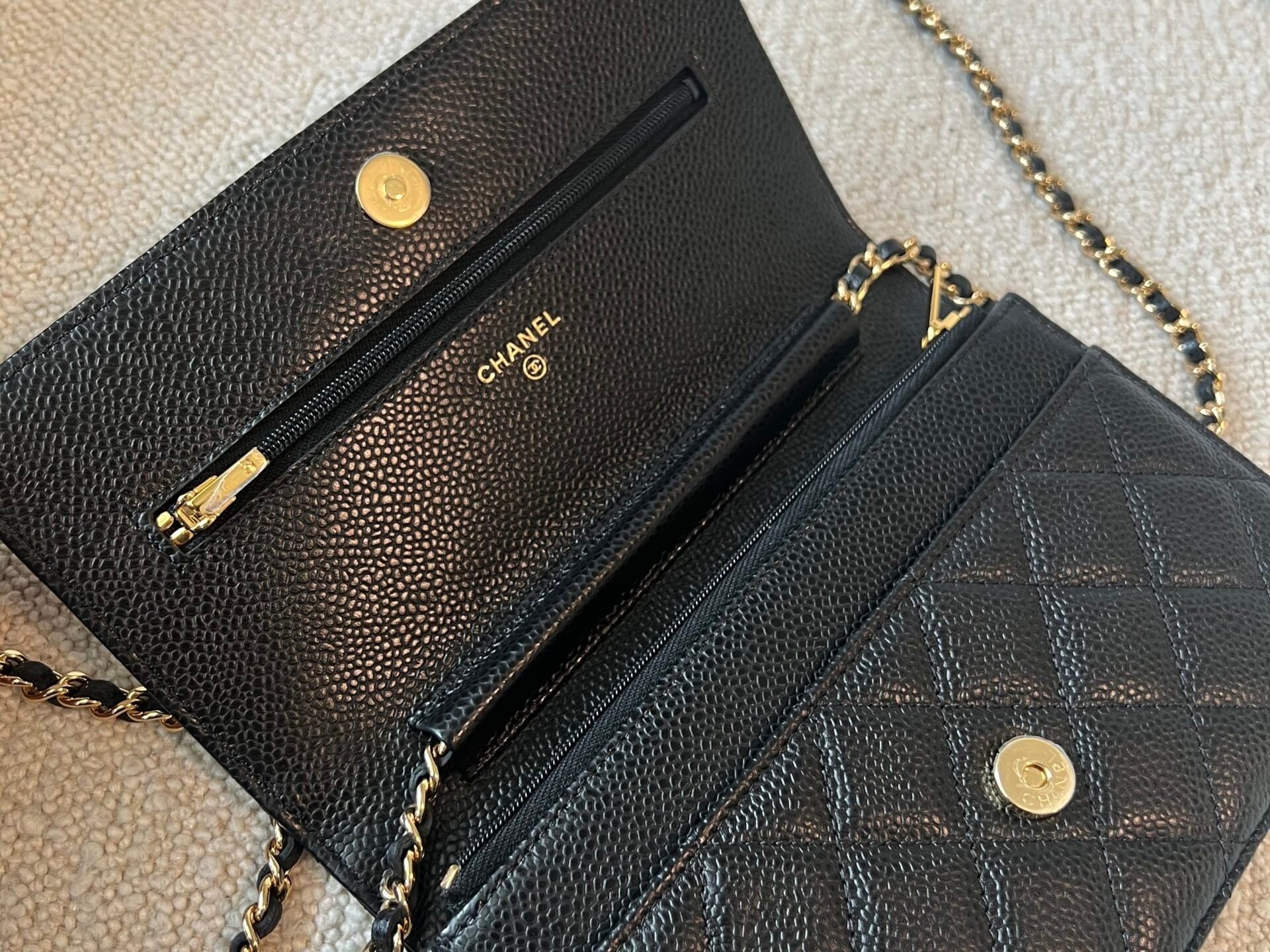 CHANEL Handbag Chanel Black Caviar Quilted Wallet On Chain GHW (WOC) -Knockoff
