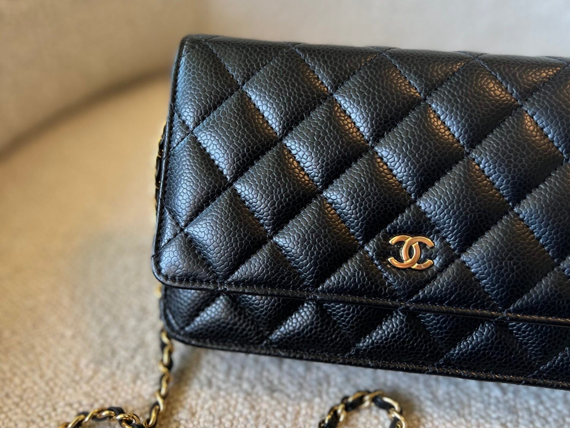 CHANEL Handbag Chanel Black Caviar Quilted Wallet On Chain Gold hardware(WOC) -Knockoff
