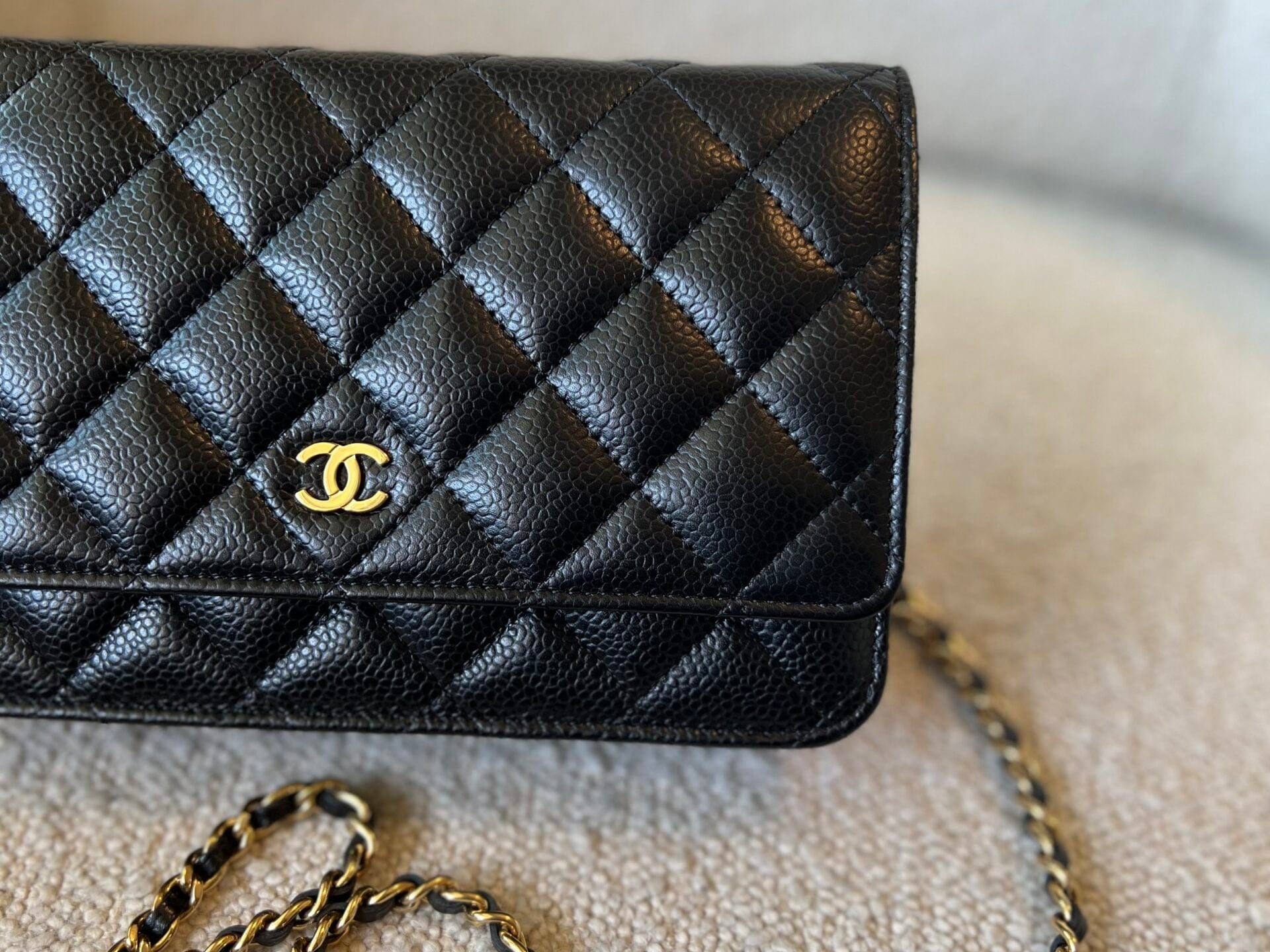 CHANEL Handbag Chanel Black Caviar Quilted Wallet On Chain Gold hardware(WOC) -Knockoff
