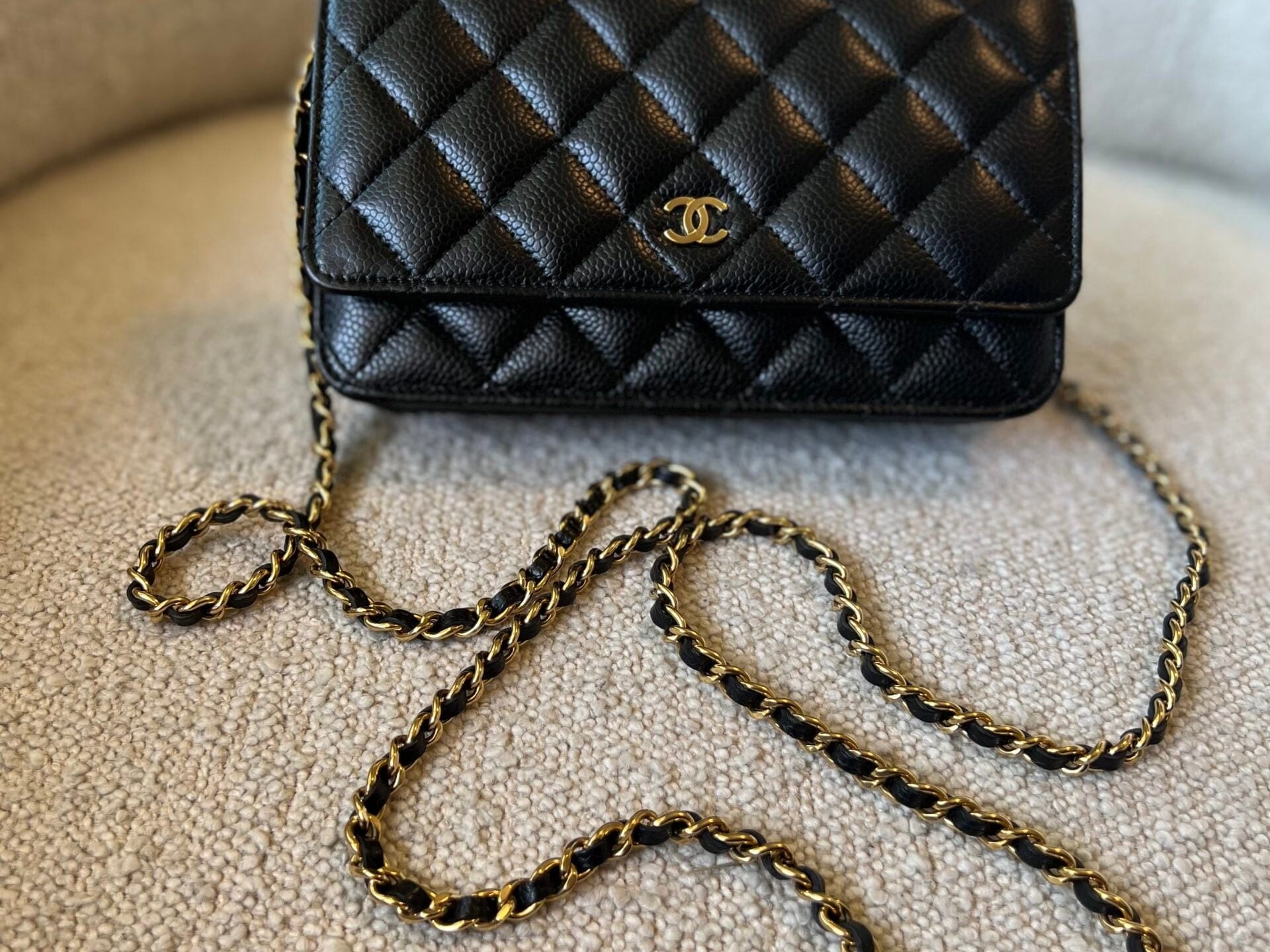 CHANEL Handbag Chanel Black Caviar Quilted Wallet On Chain Gold hardware(WOC) -Knockoff
