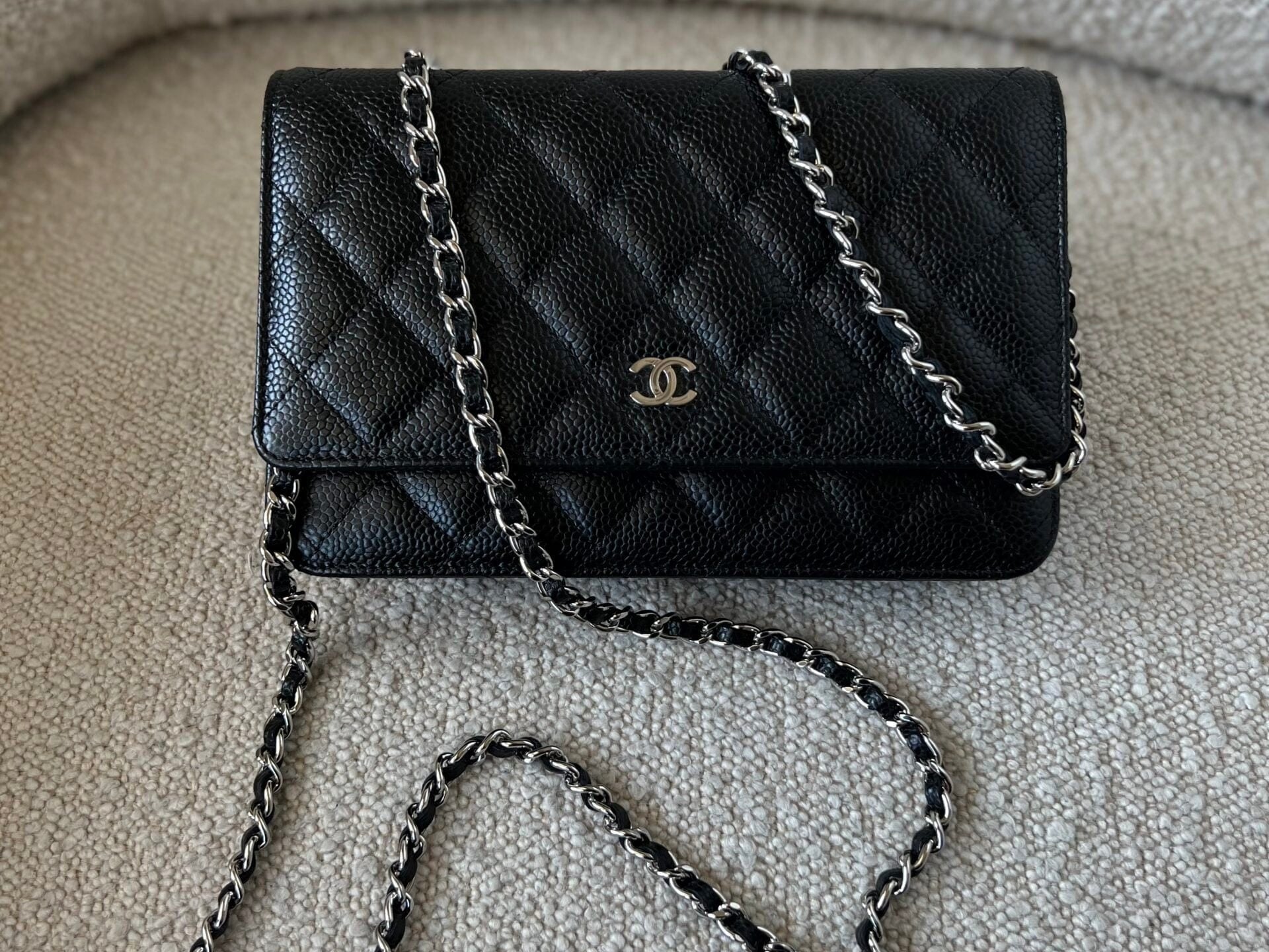 CHANEL Handbag Chanel Black Caviar Quilted Wallet On Chain Silver Hardware (WOC) -Knockoff
