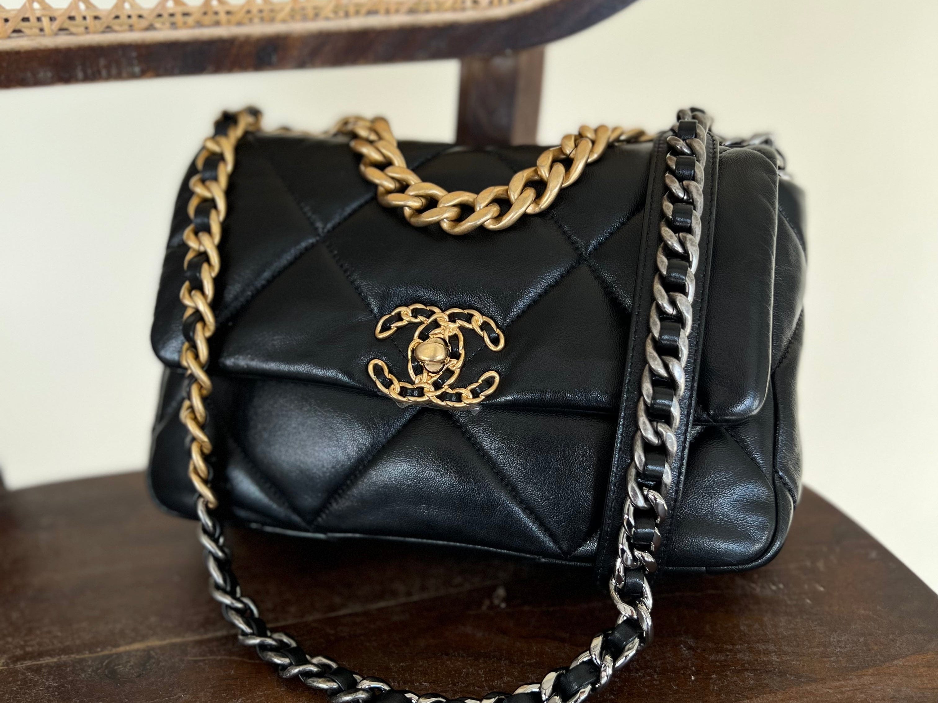 CHANEL Handbag Chanel Black Lambskin Quilted 19 Flap Small Mixed Hardware -Knockoff
