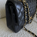 CHANEL Handbag Chanel Black Lambskin Quilted Classic Flap Medium GHW -Knockoff
