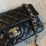 CHANEL Handbag Chanel Black Mini Rectangular Lambskin Quilted Flap LGHW -Knockoff
